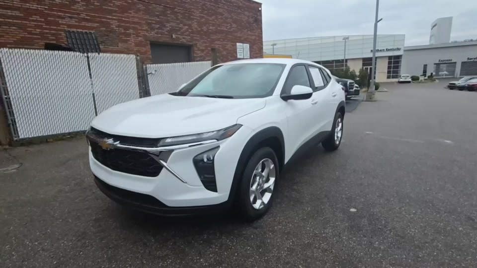 2024 Chevrolet Trax LS