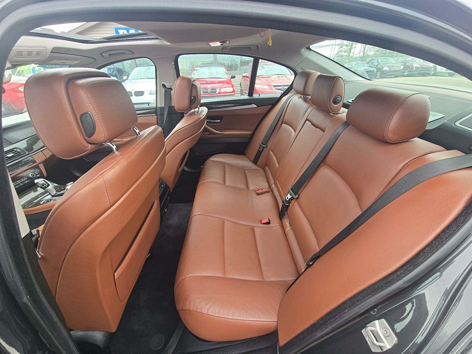 2013 BMW 5 Series 528i xDrive AWD