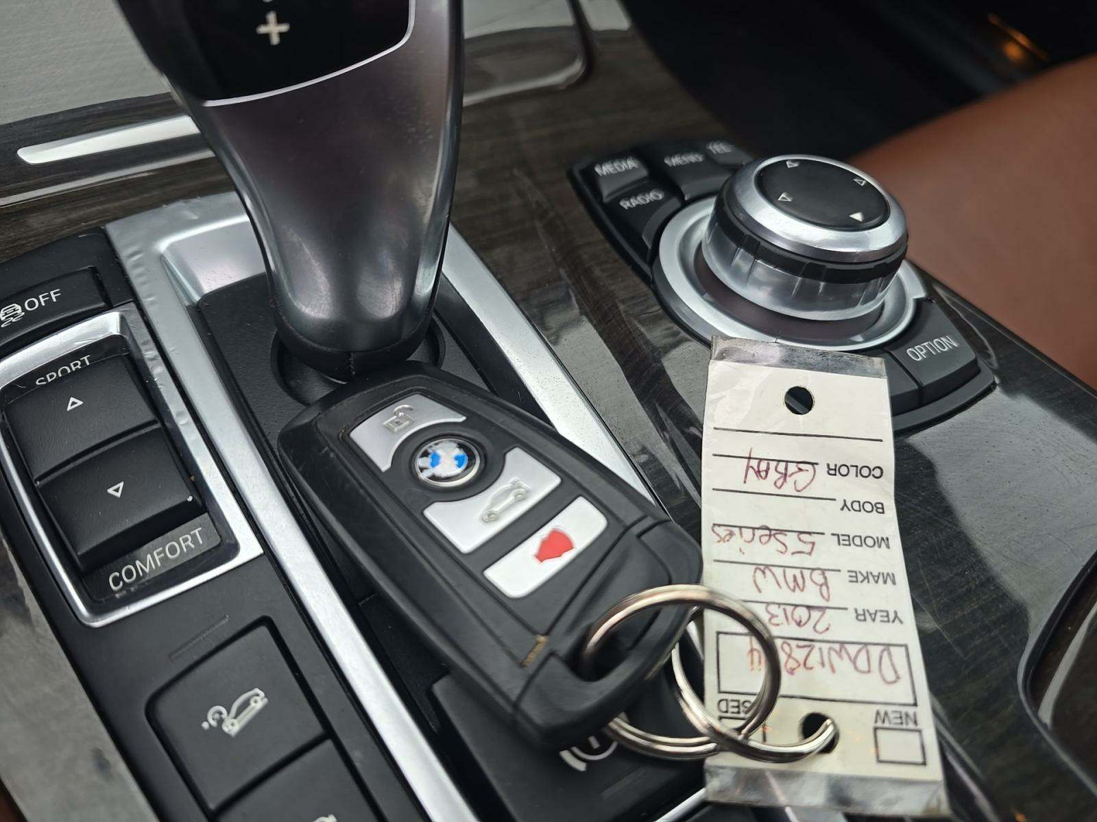 2013 BMW 5 Series 528i xDrive AWD