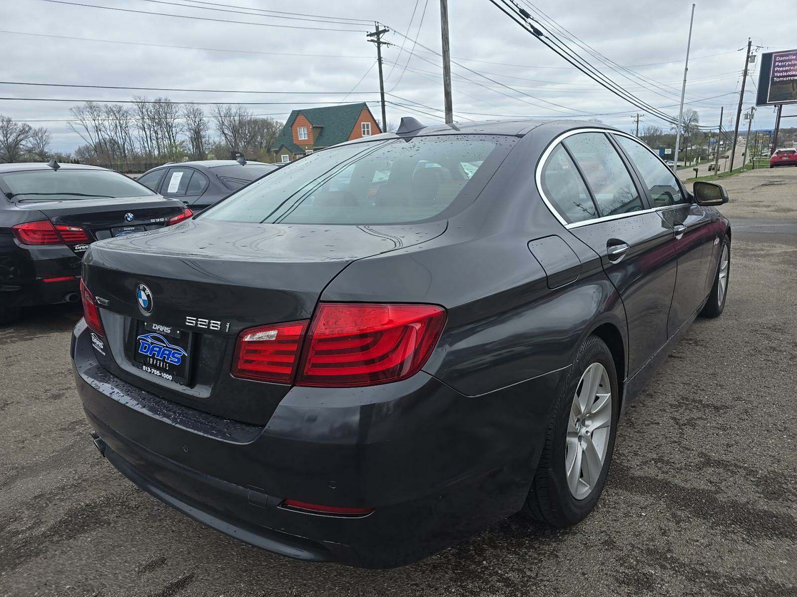 2013 BMW 5 Series 528i xDrive AWD