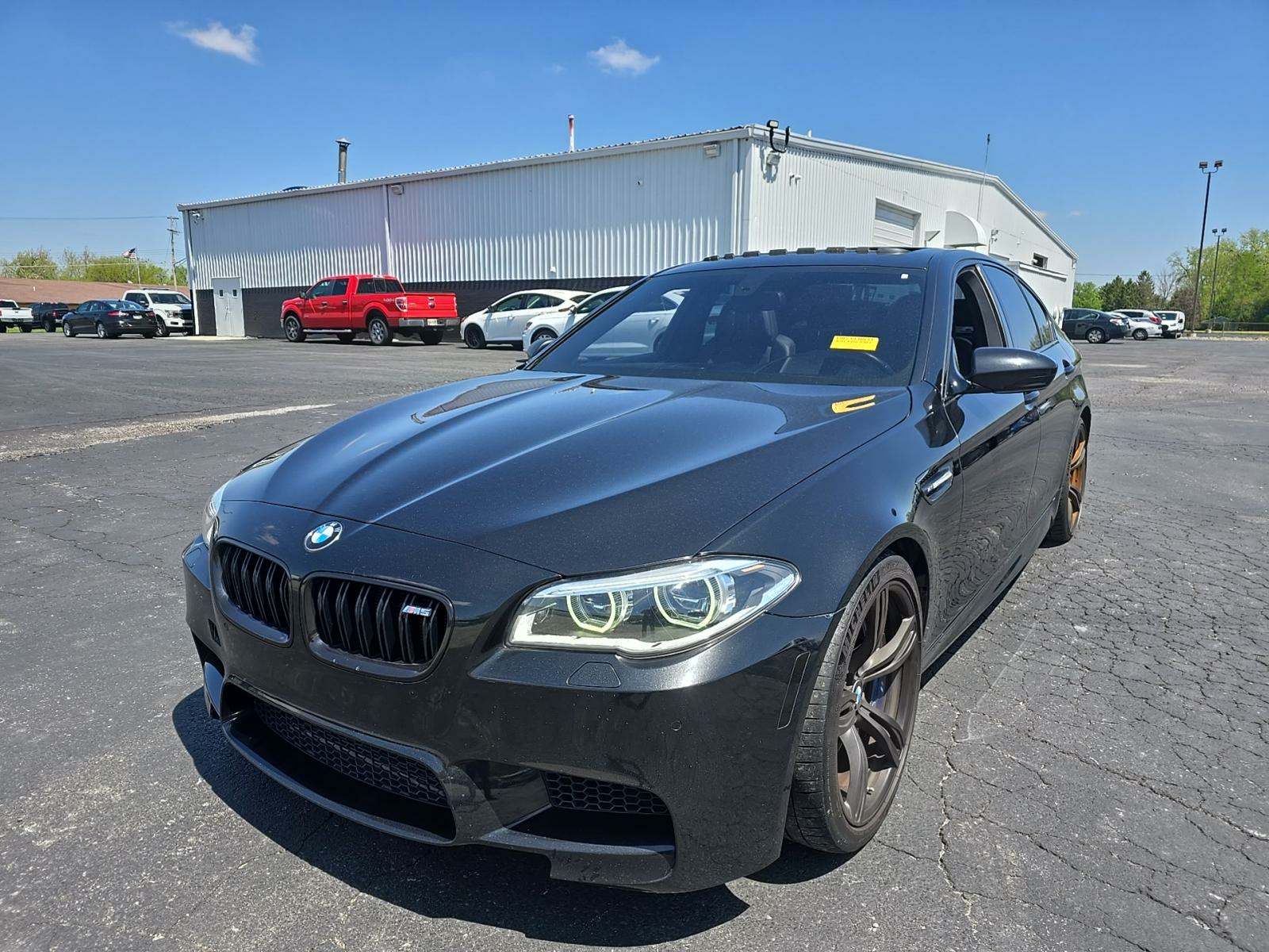 2015 BMW M5 Base RWD