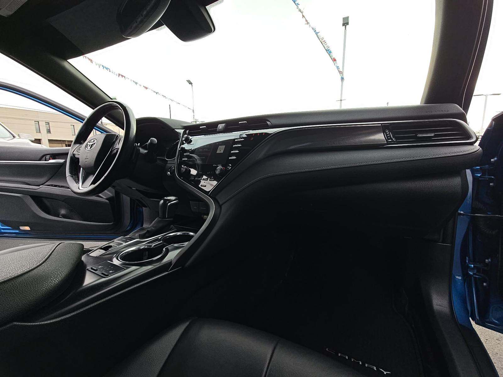 2020 Toyota Camry XSE FWD