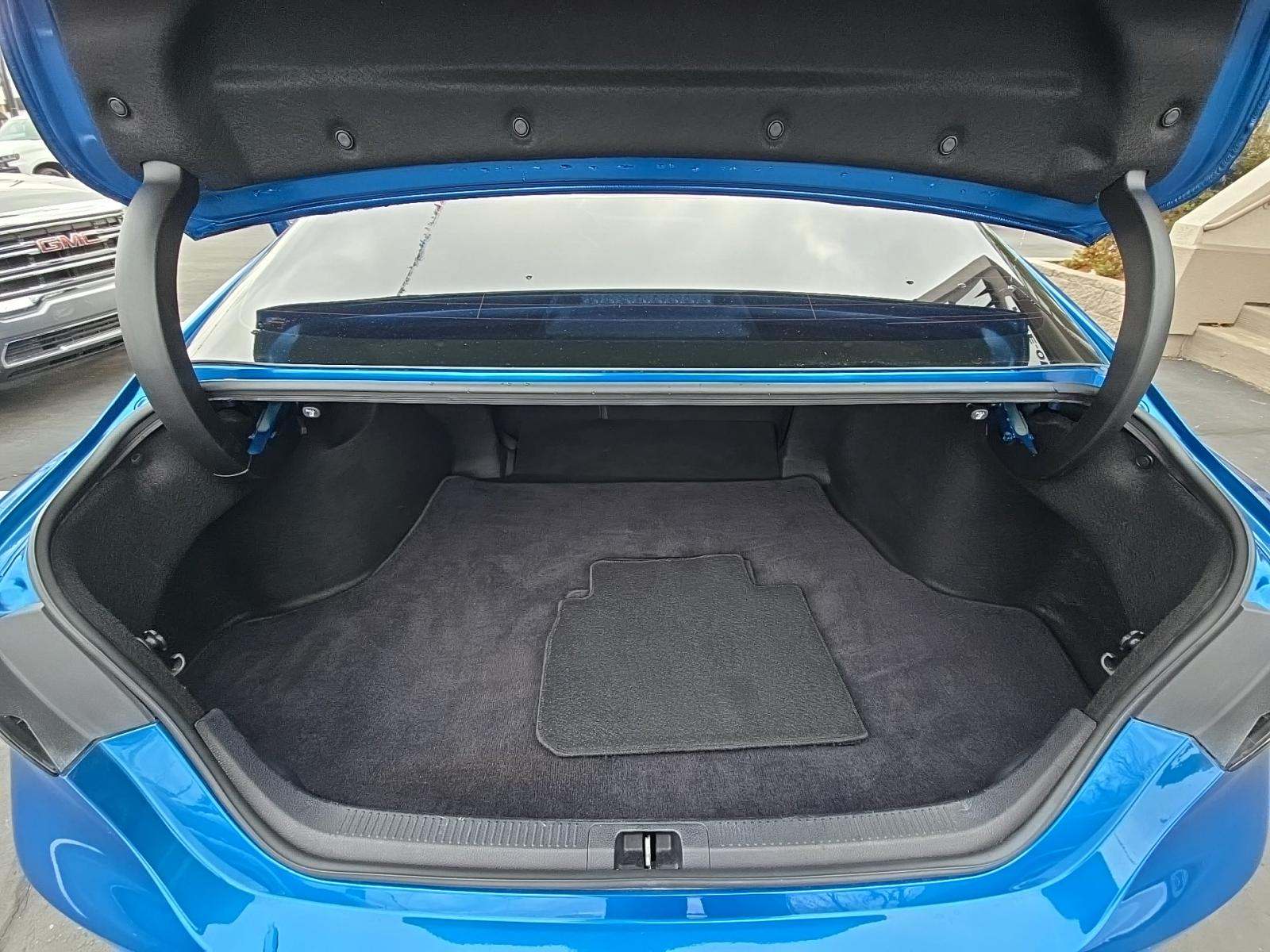 2020 Toyota Camry XSE FWD