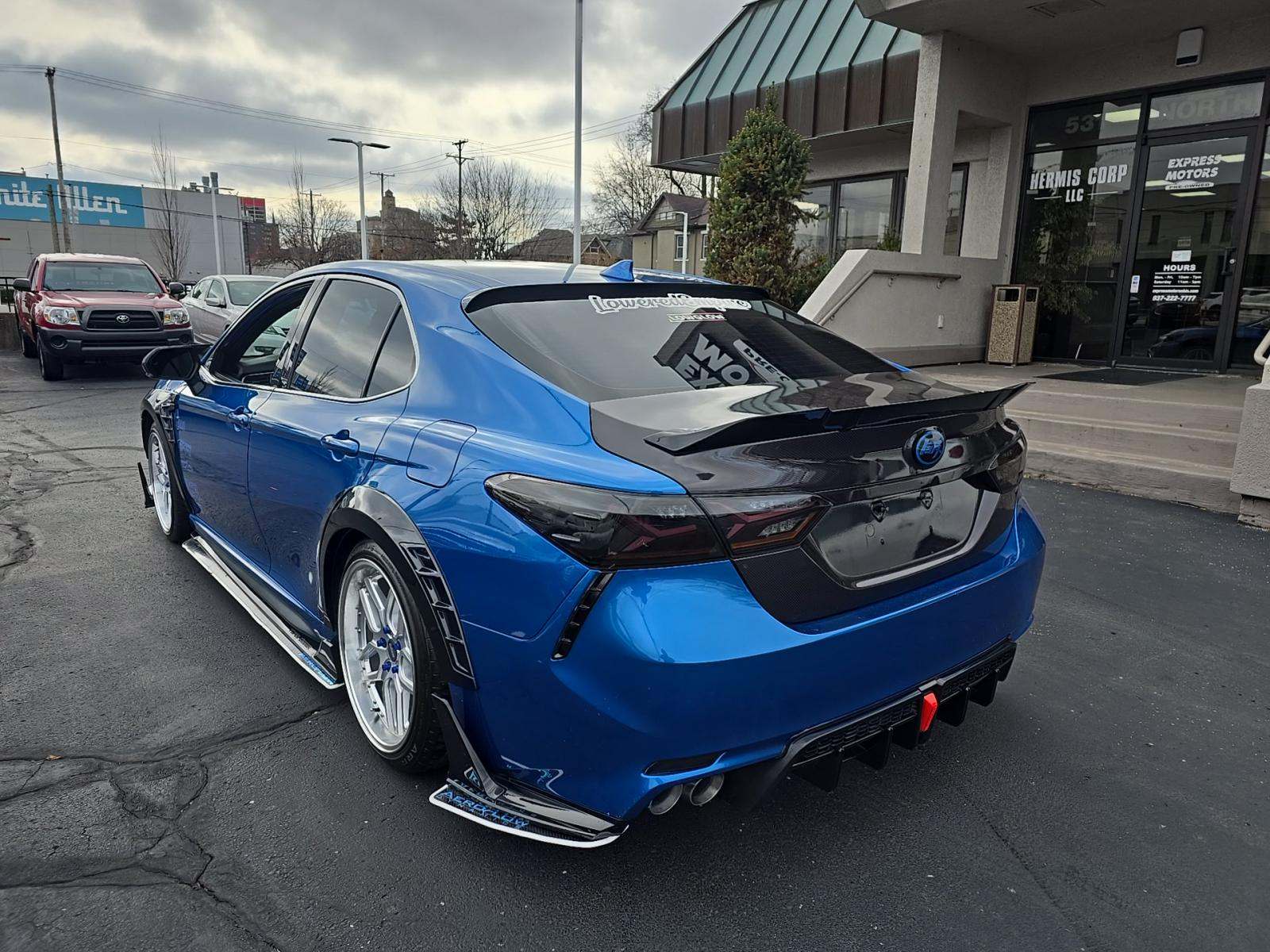 2020 Toyota Camry XSE FWD