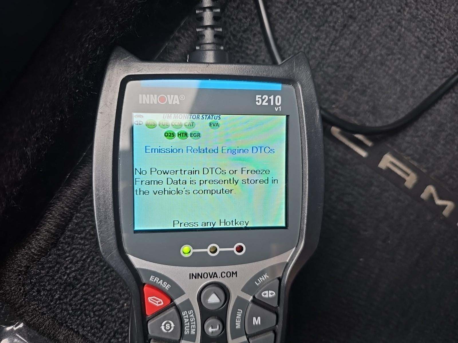 2020 Toyota Camry XSE FWD