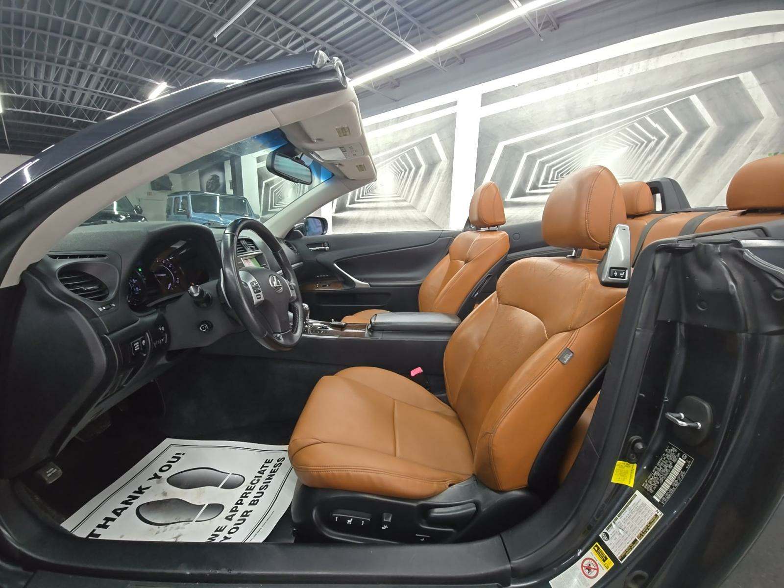 2011 Lexus IS IS 250C RWD