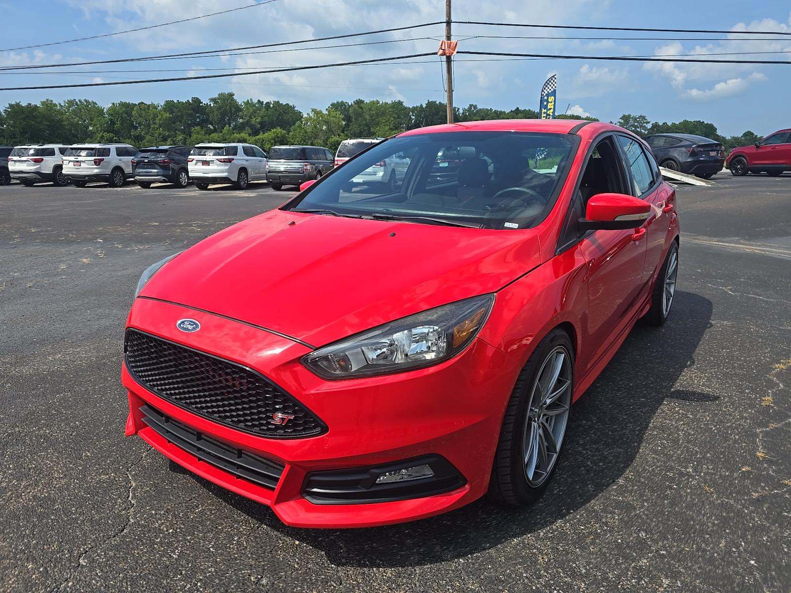 2017 Ford Focus ST FWD