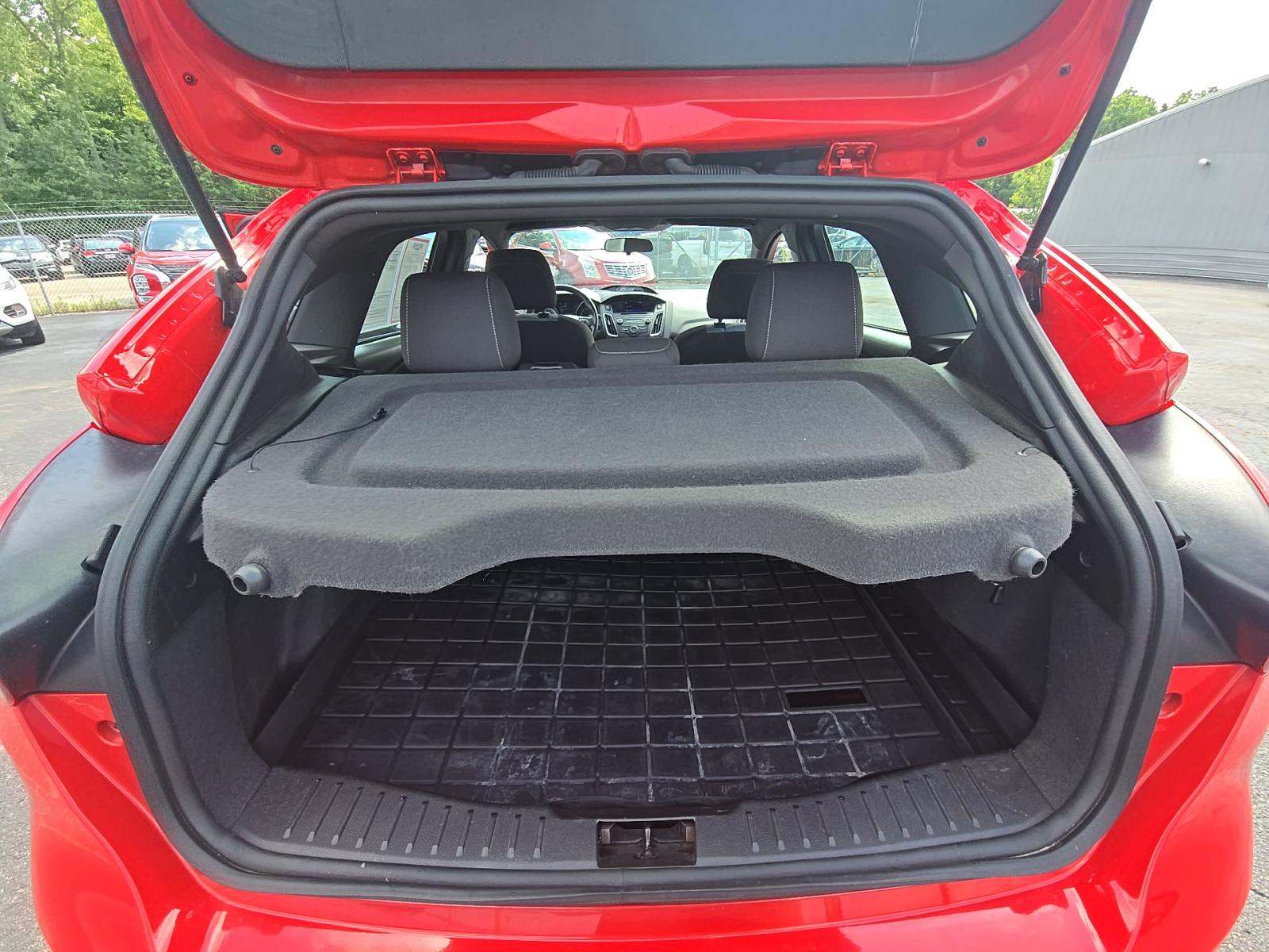 2017 Ford Focus ST FWD