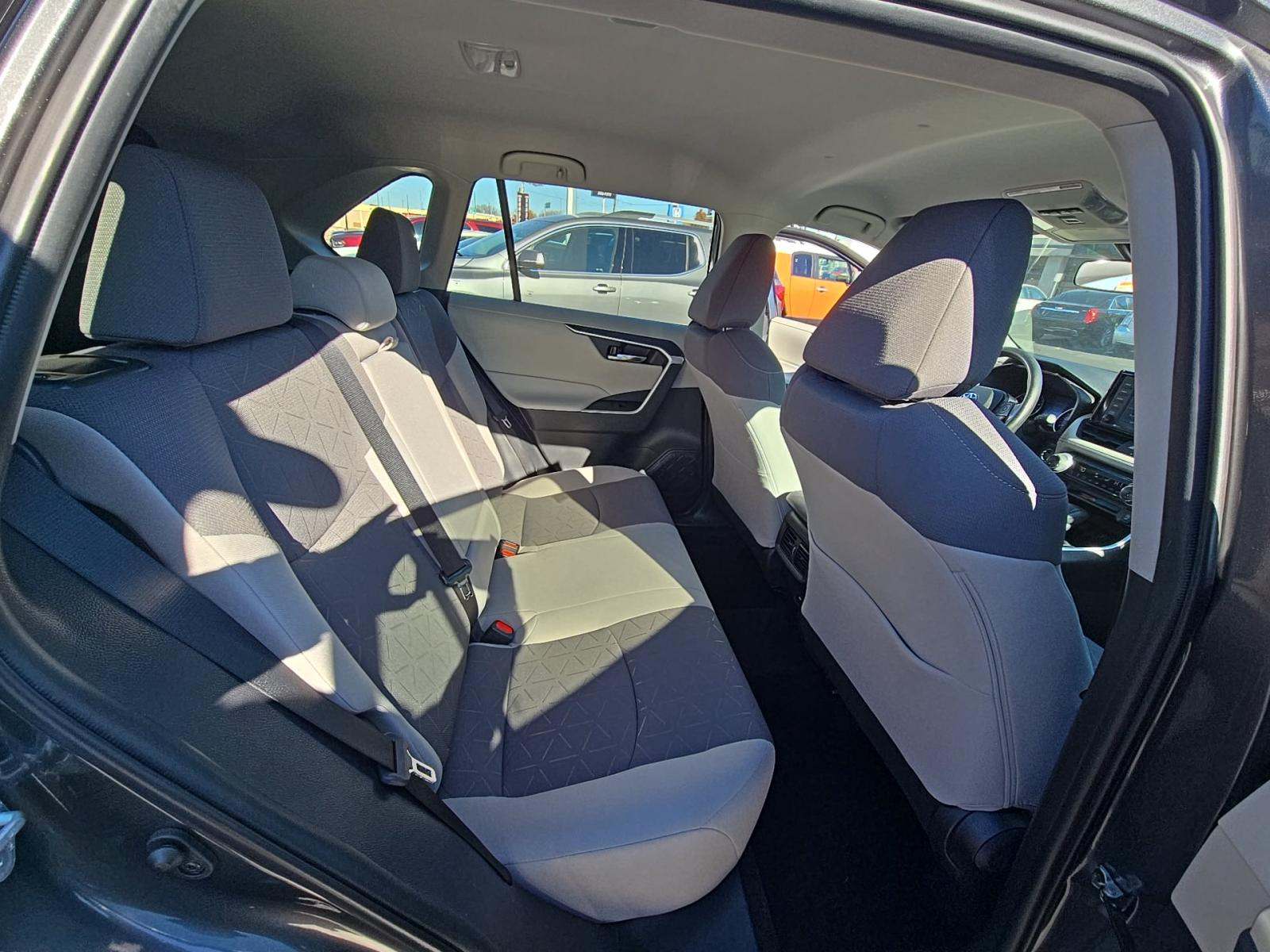 2021 Toyota RAV4 XLE AWD