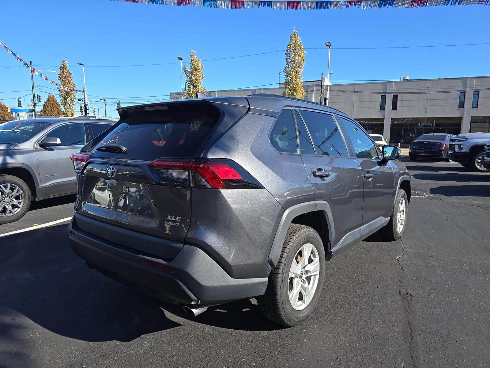 2021 Toyota RAV4 XLE AWD