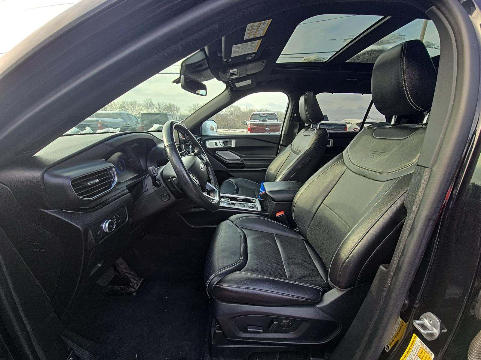 2022 Ford Explorer ST AWD