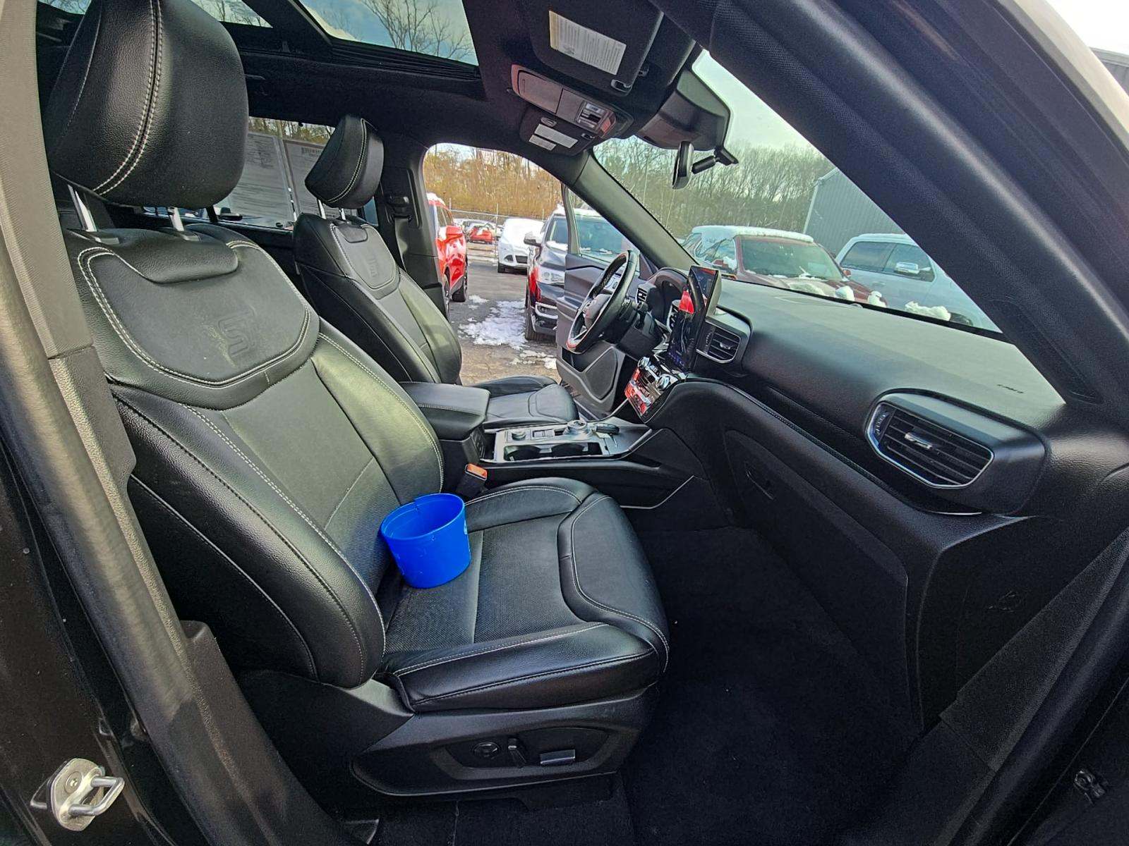 2022 Ford Explorer ST AWD