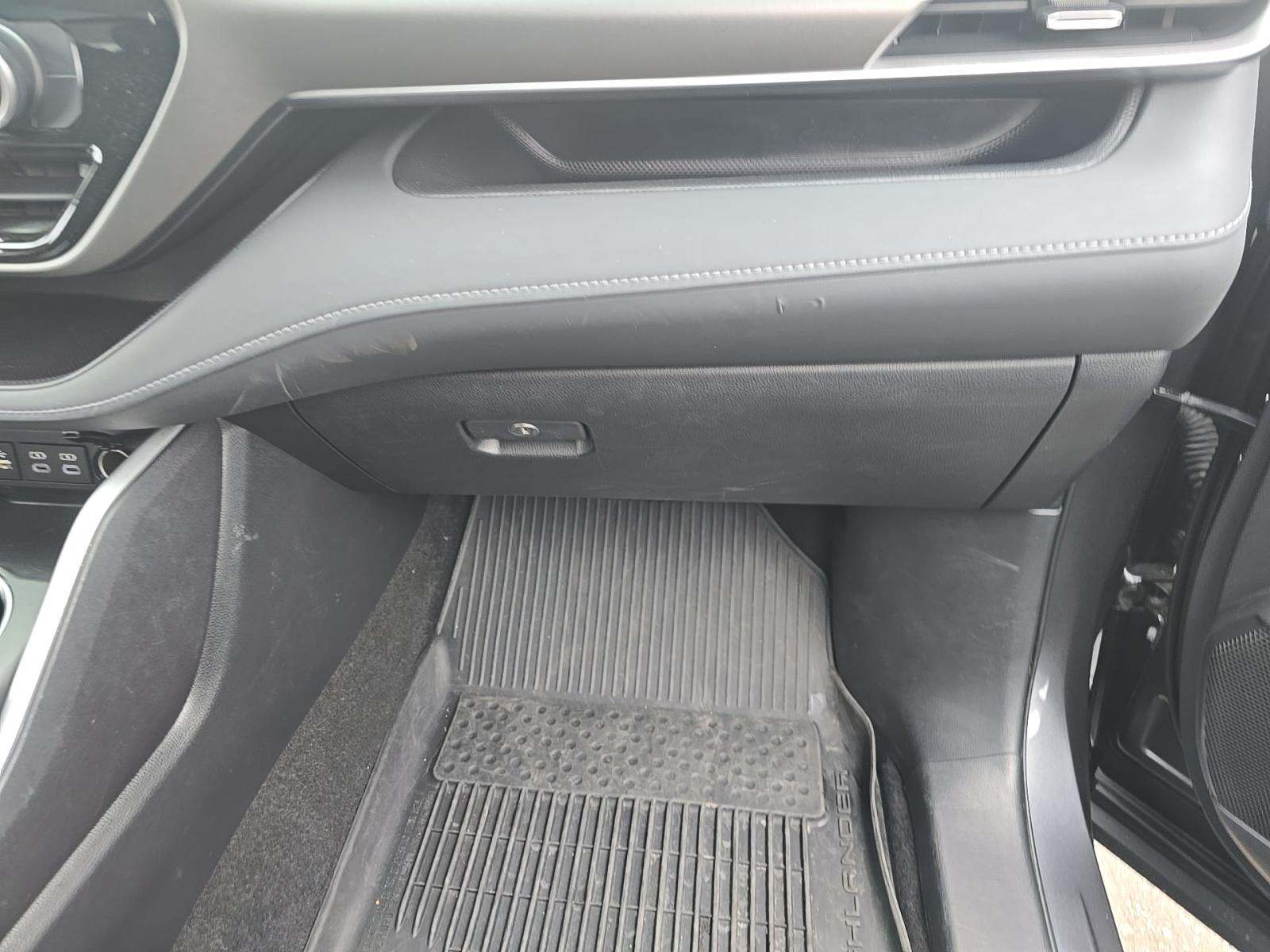 2024 Toyota Highlander LE FWD