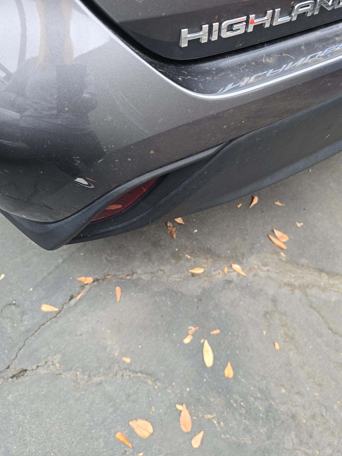 2024 Toyota Highlander LE FWD