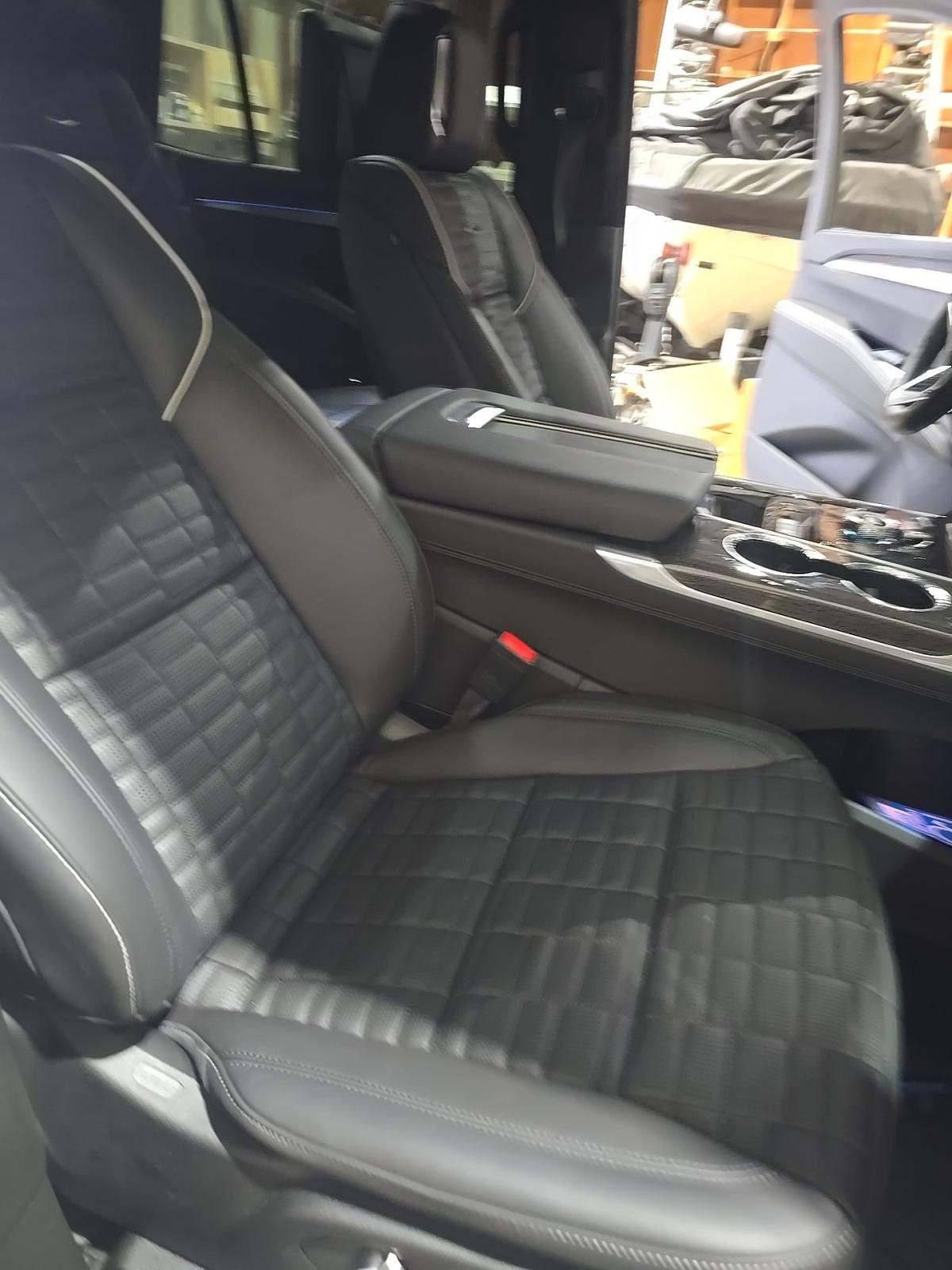 2025 Cadillac Escalade V-Series AWD