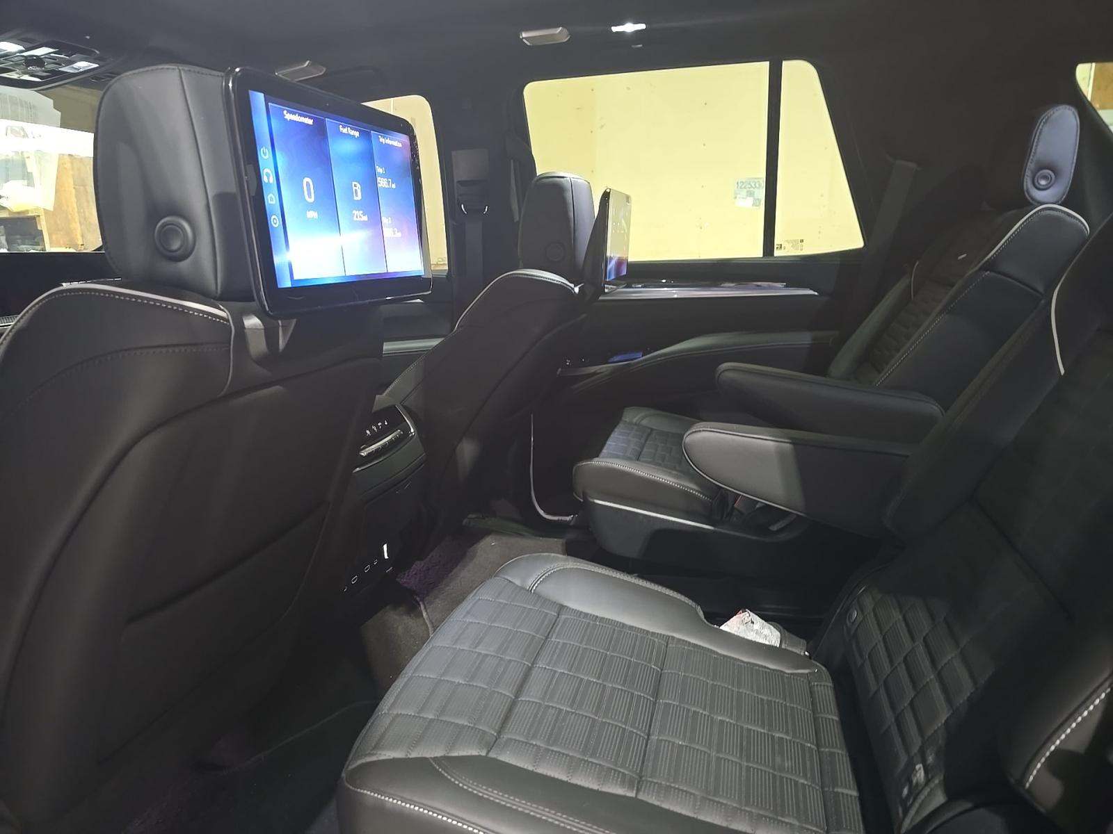 2025 Cadillac Escalade V-Series AWD