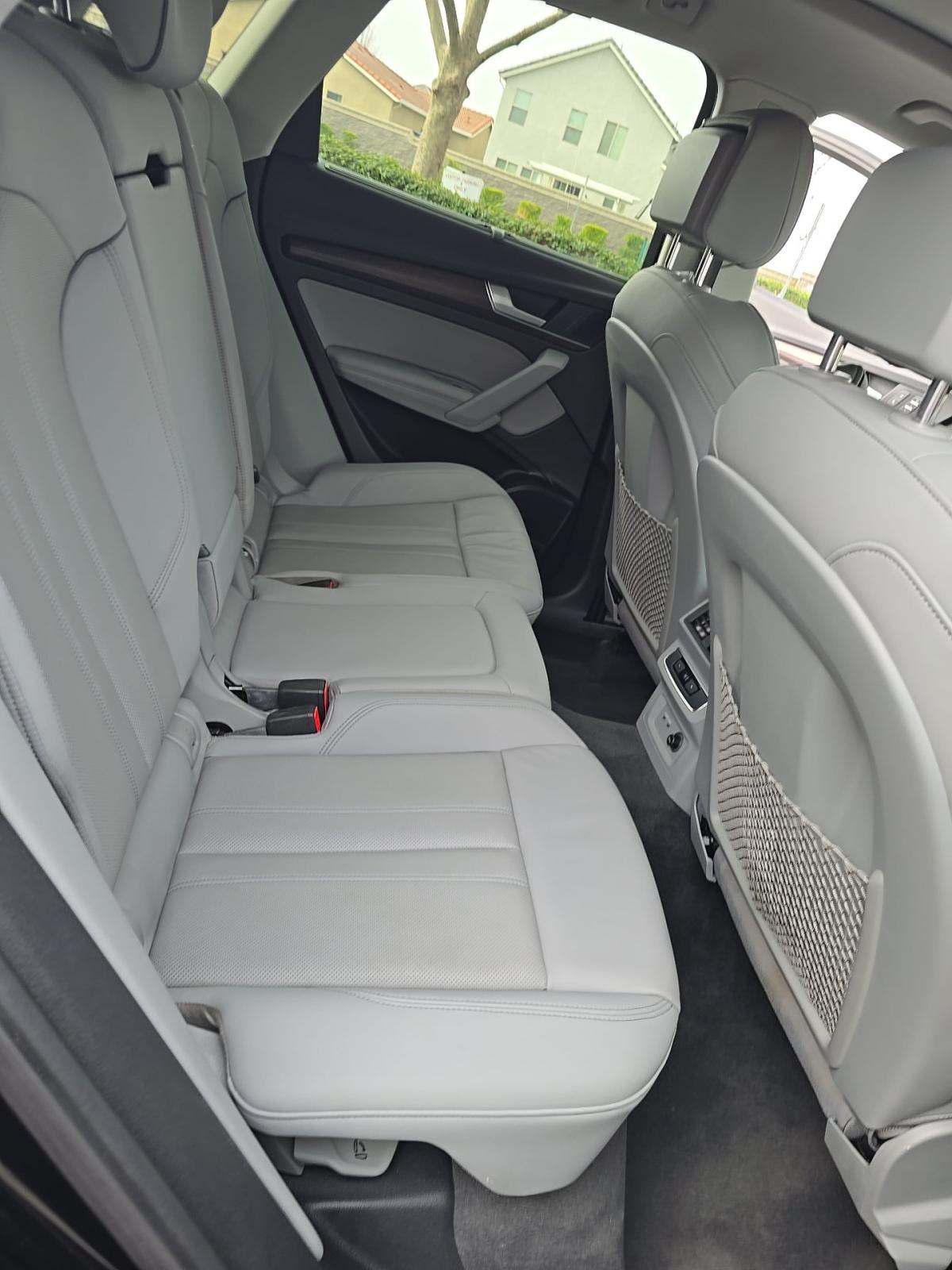 2022 Audi Q5 S line Premium Plus AWD