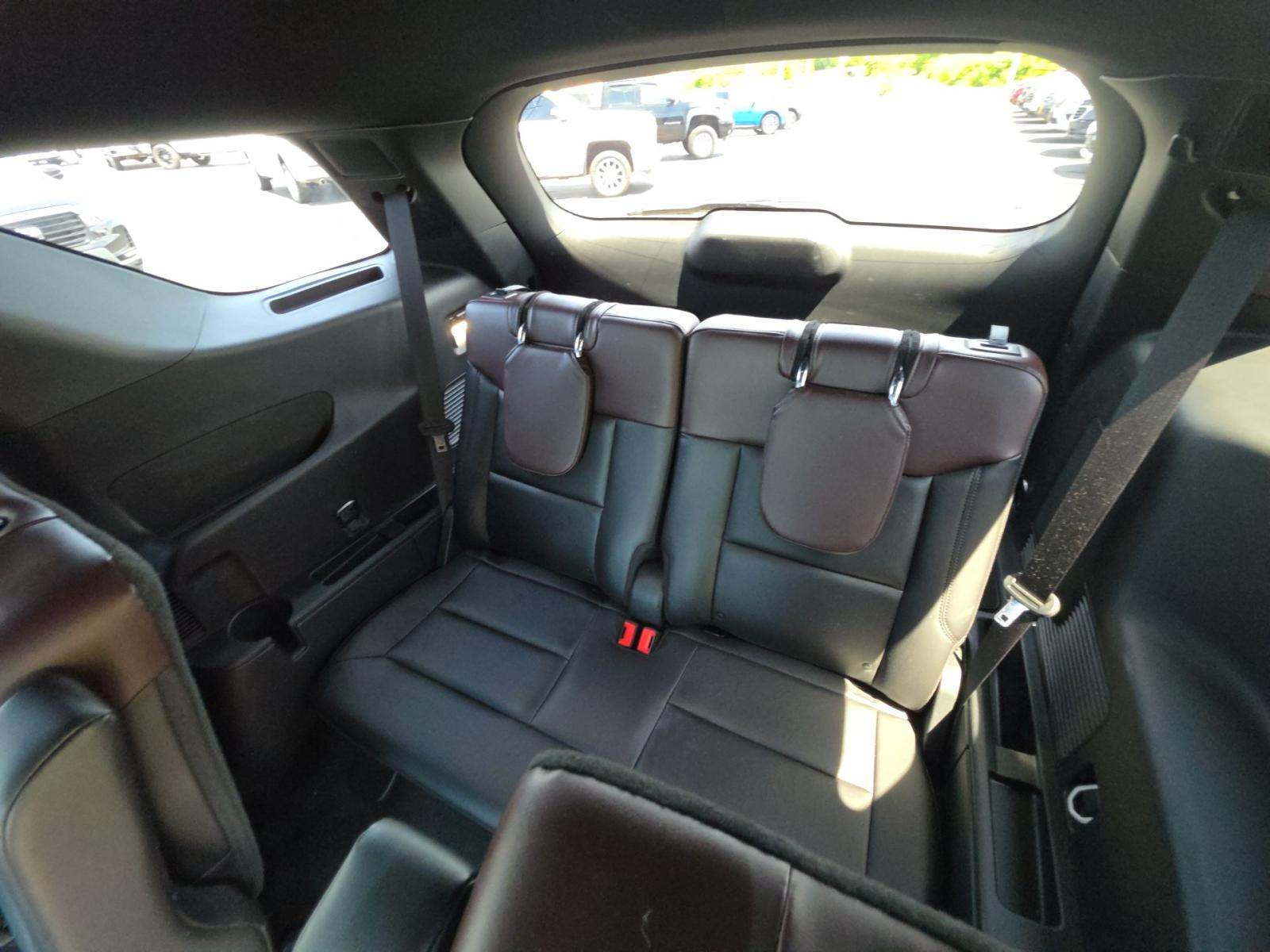 FORD EXPLORER - 10