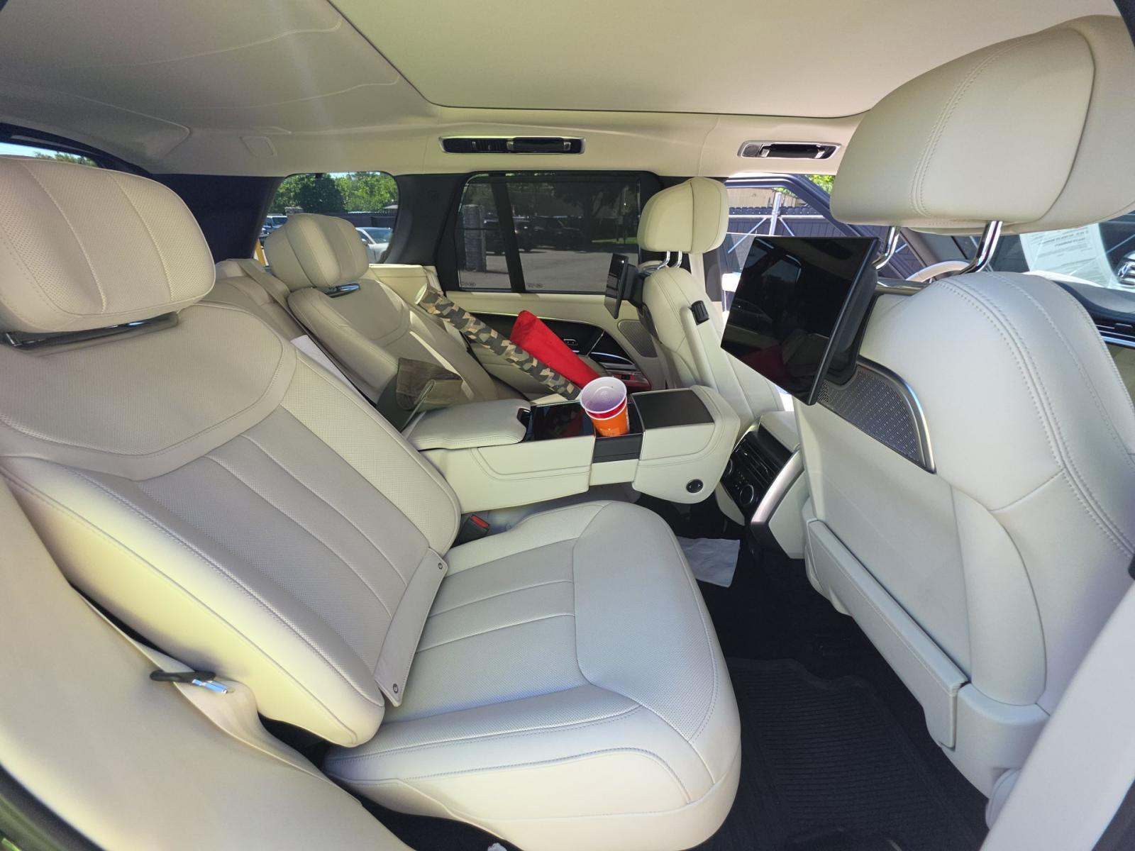 2024 Land Rover Range Rover Autobiography AWD