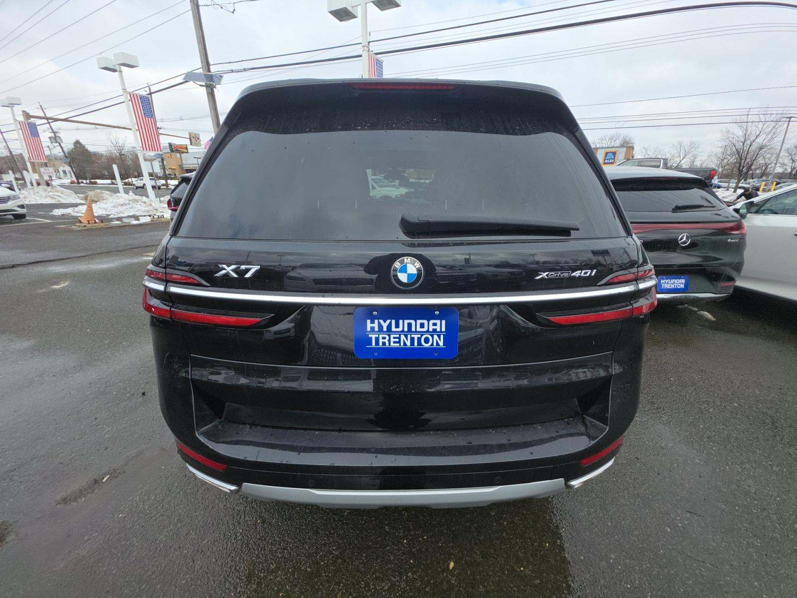 2023 BMW X7 xDrive40i AWD