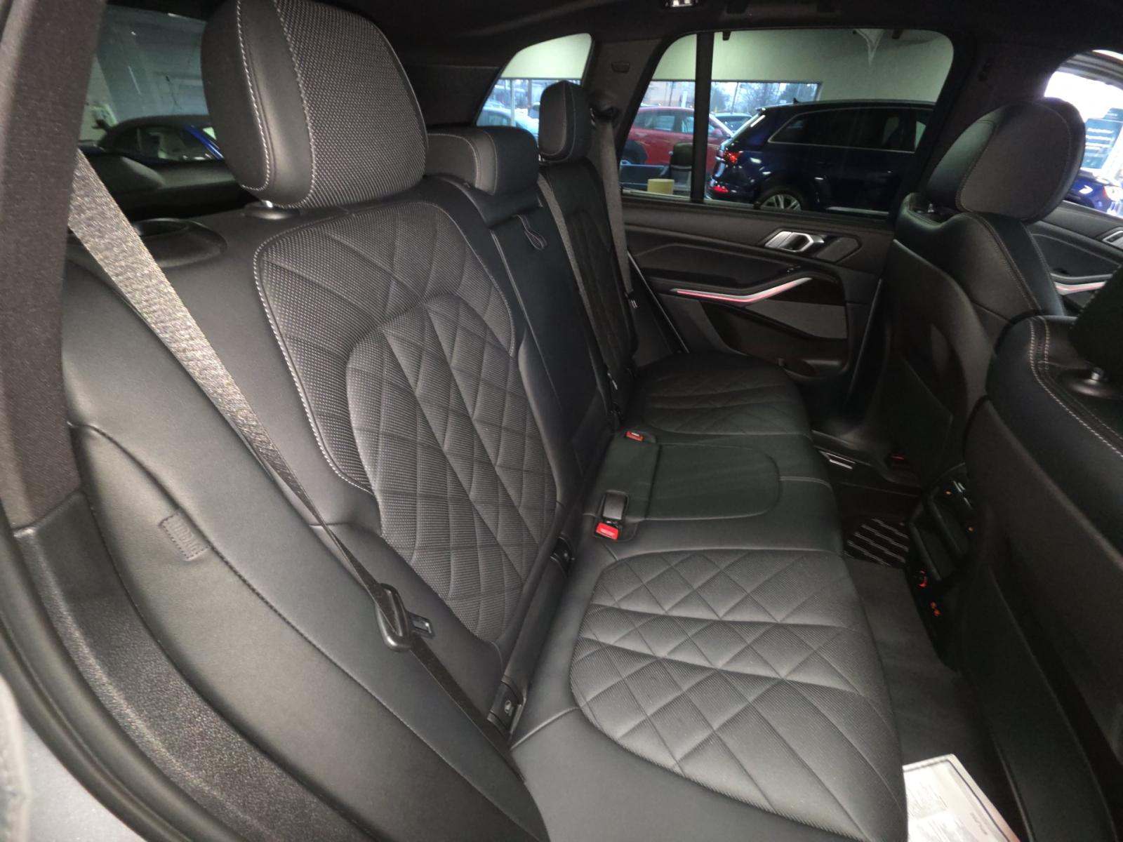 2024 BMW X5 xDrive40i AWD