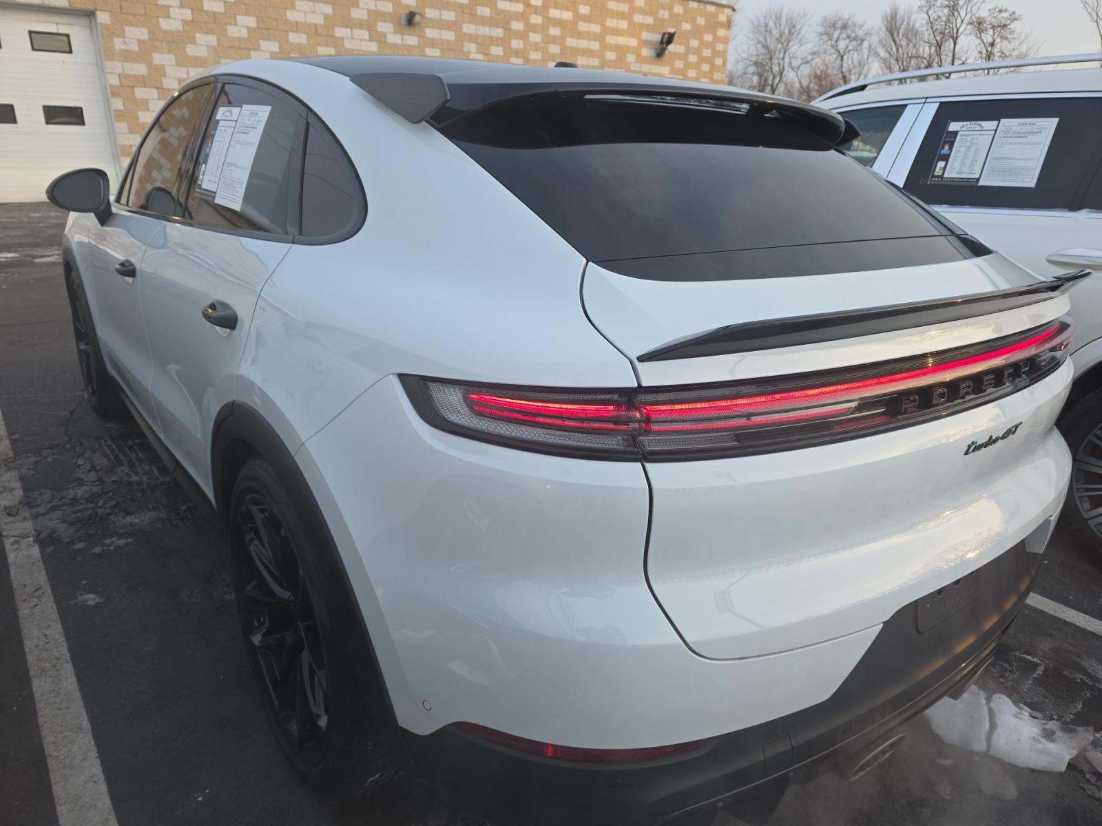 Porsche Cayenne Turbo GT снимка Porsche Cayenne Turbo GT