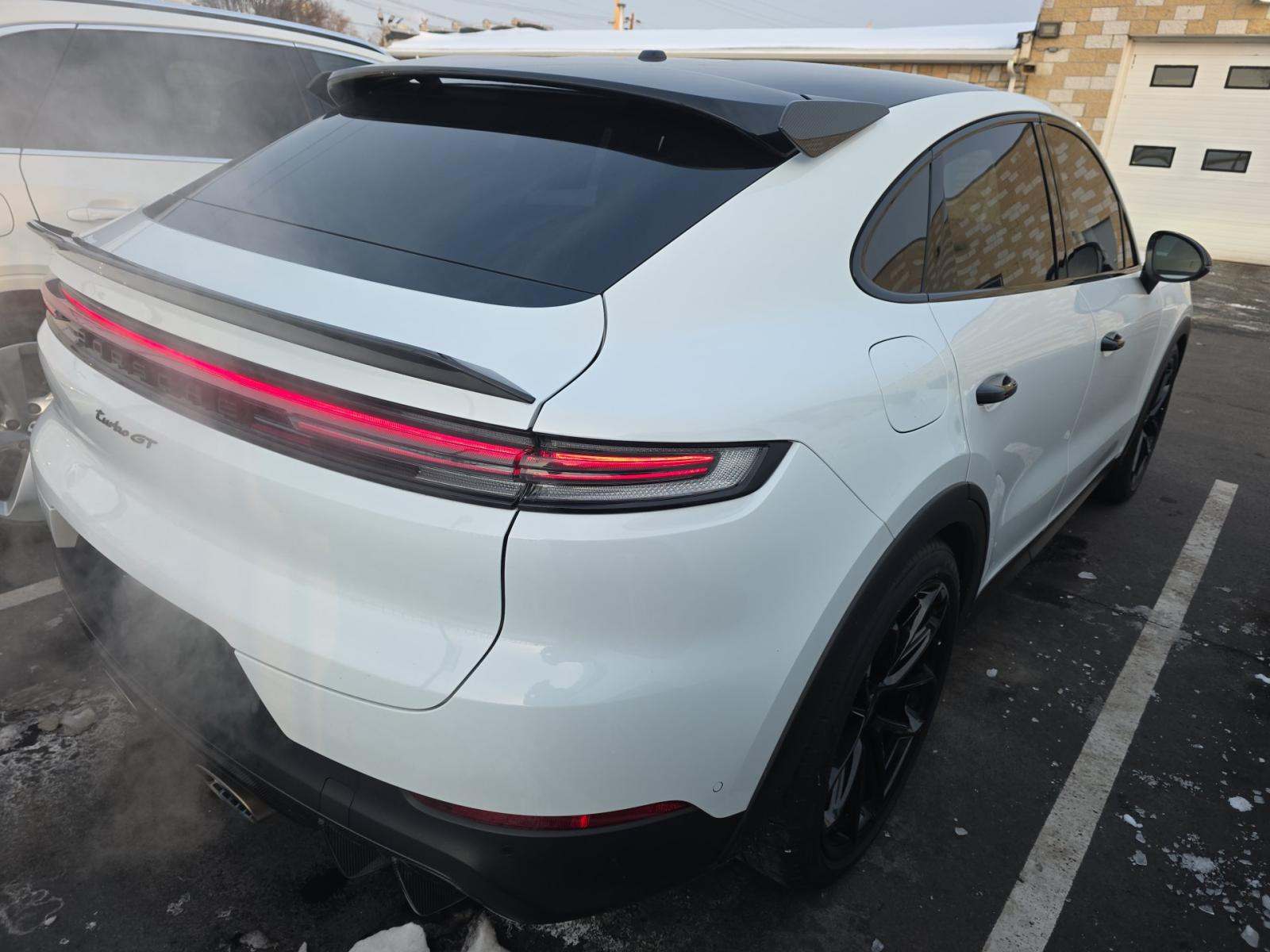 Porsche Cayenne Turbo GT снимка Porsche Cayenne Turbo GT