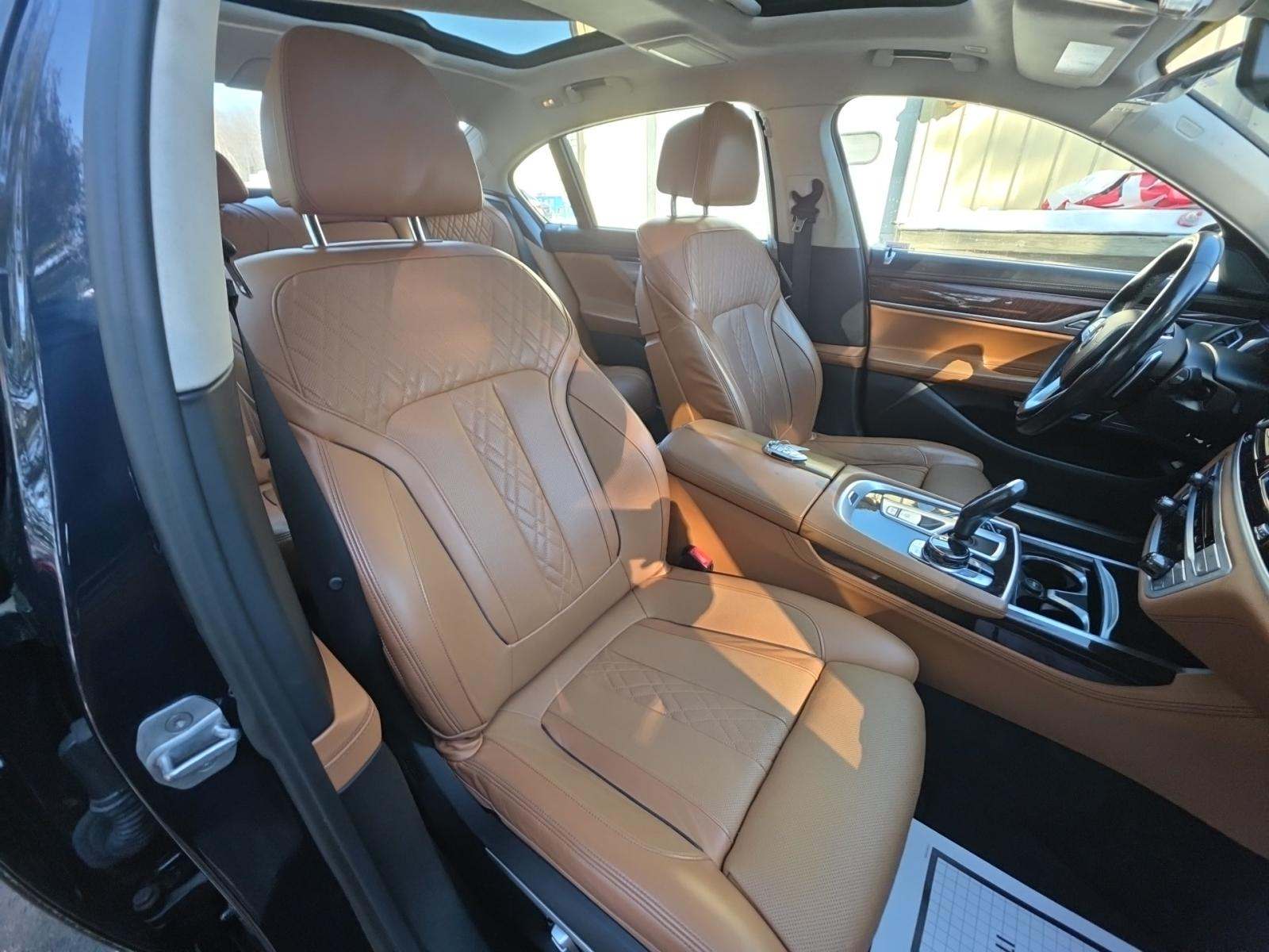 2017 BMW 7 Series 750i xDrive AWD