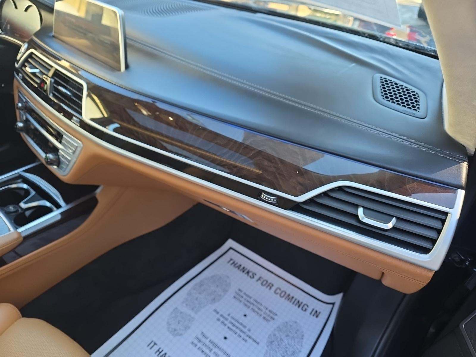 2017 BMW 7 Series 750i xDrive AWD