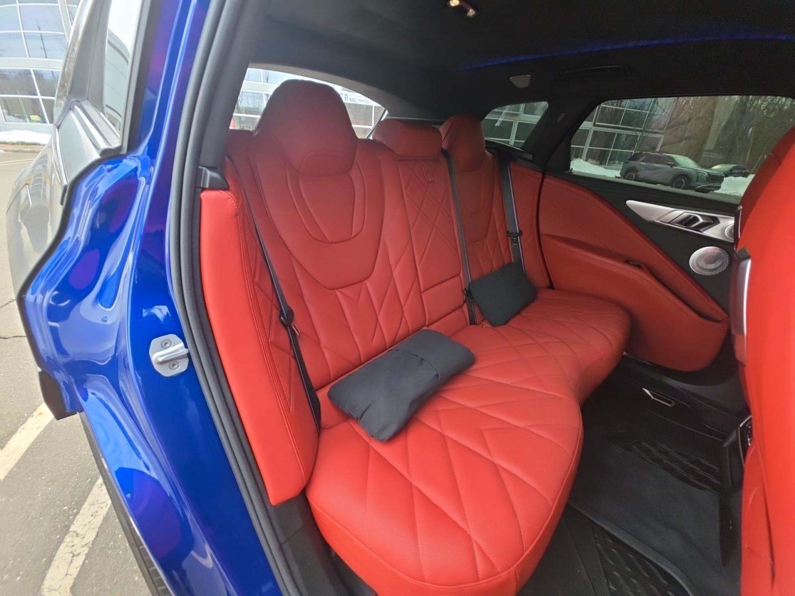 2025 BMW XM Base AWD