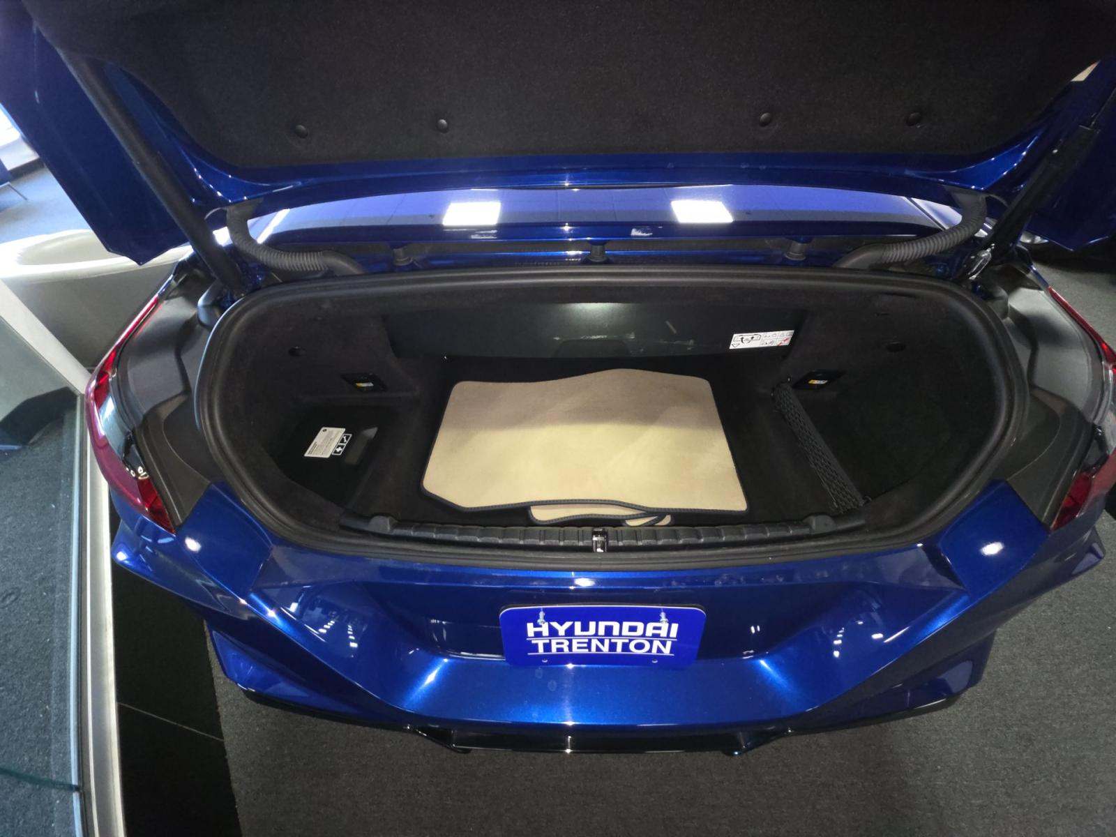 2022 BMW M8 Competition AWD