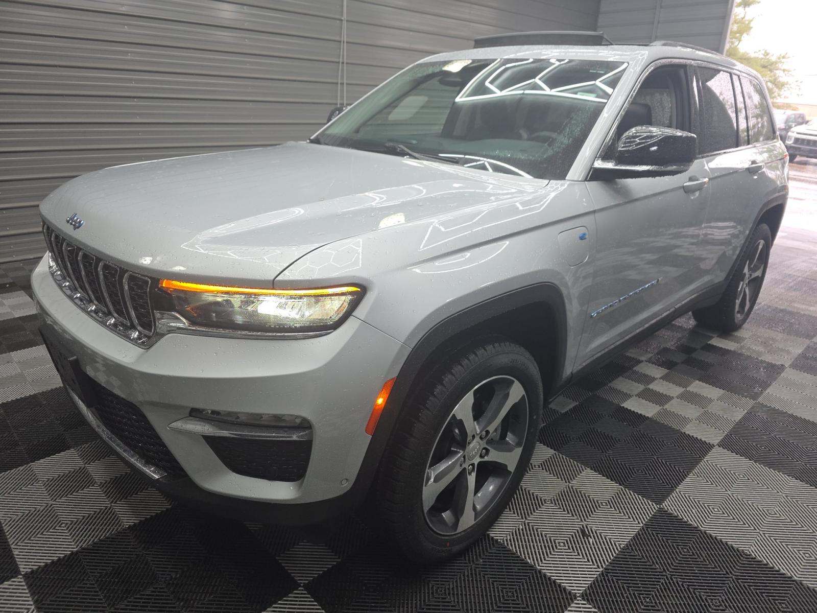 2022 Jeep Grand Cherokee 4xe AWD