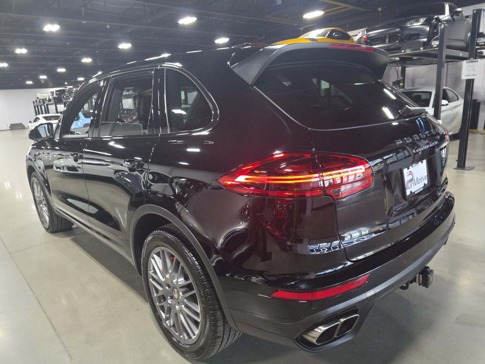 PORSCHE CAYENNE - 2