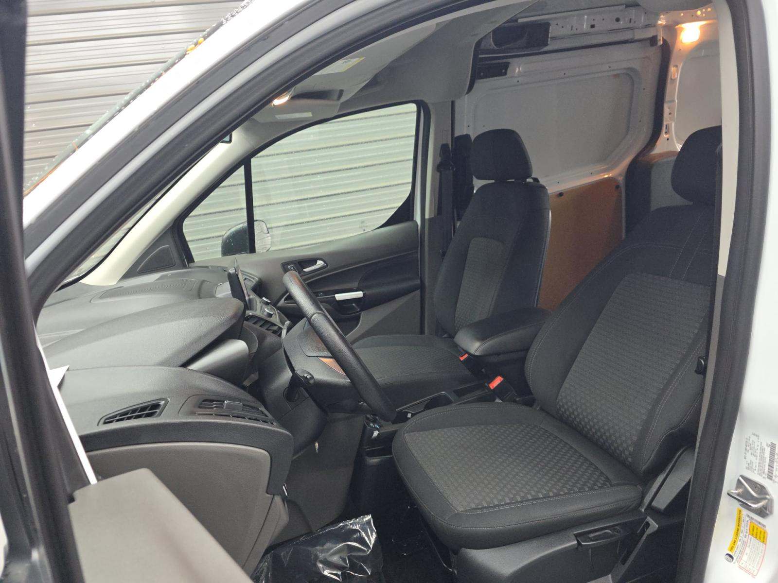 FORD TRANSIT CONNECT - 6
