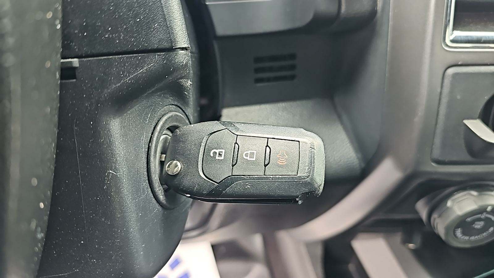 2016 Ford F-150 XLT RWD