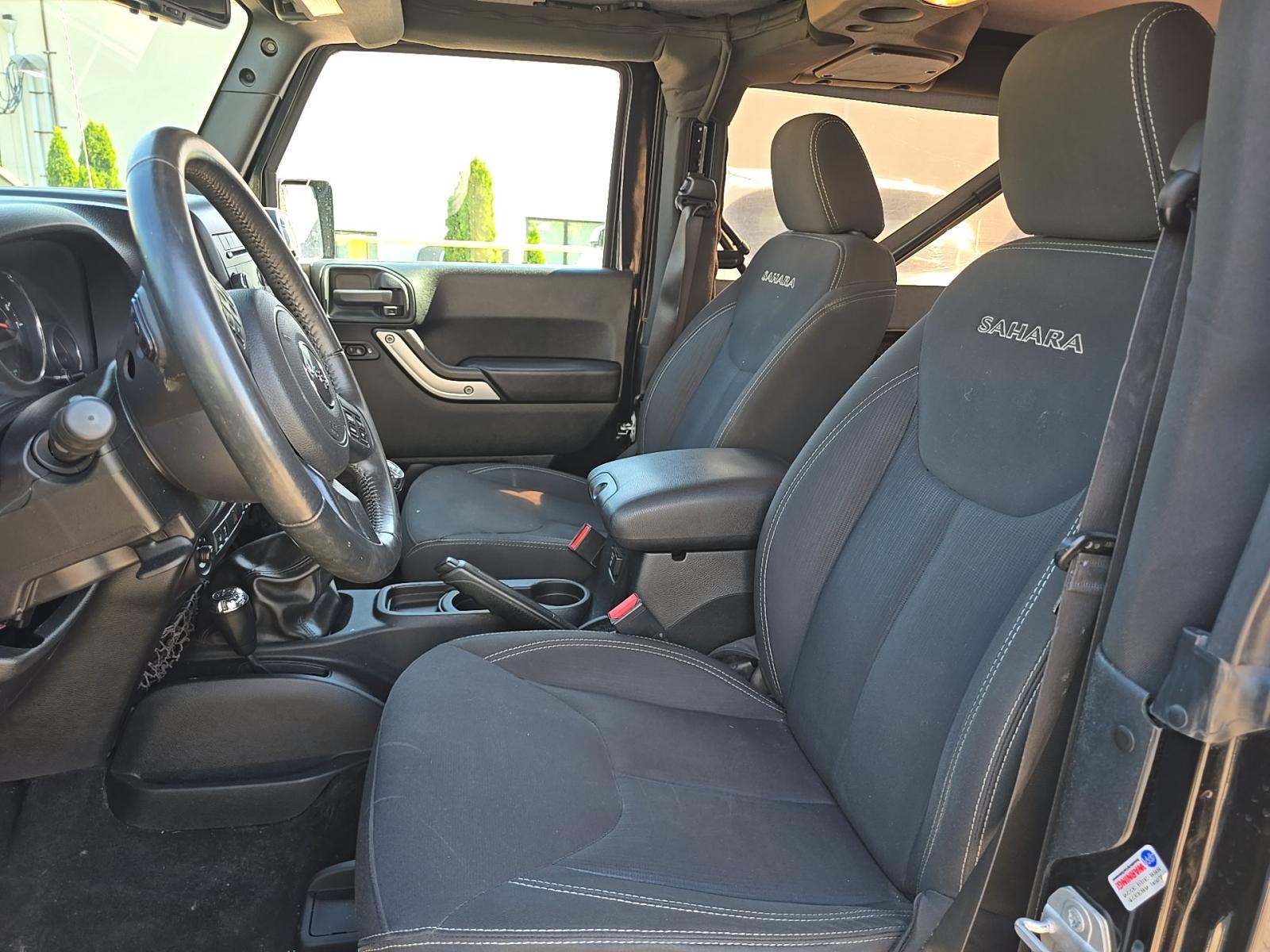 2017 Jeep Wrangler Sahara AWD