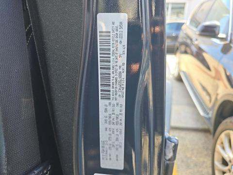 JEEP UNLIMITED SAHARA - 5