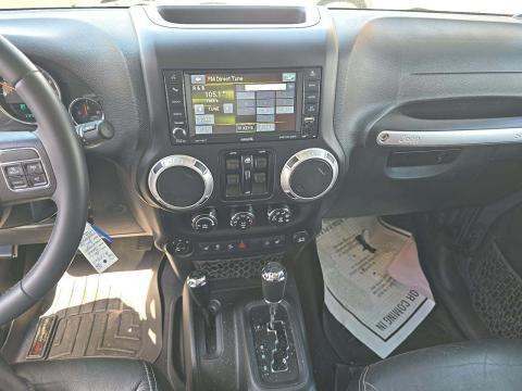 JEEP UNLIMITED SAHARA - 10