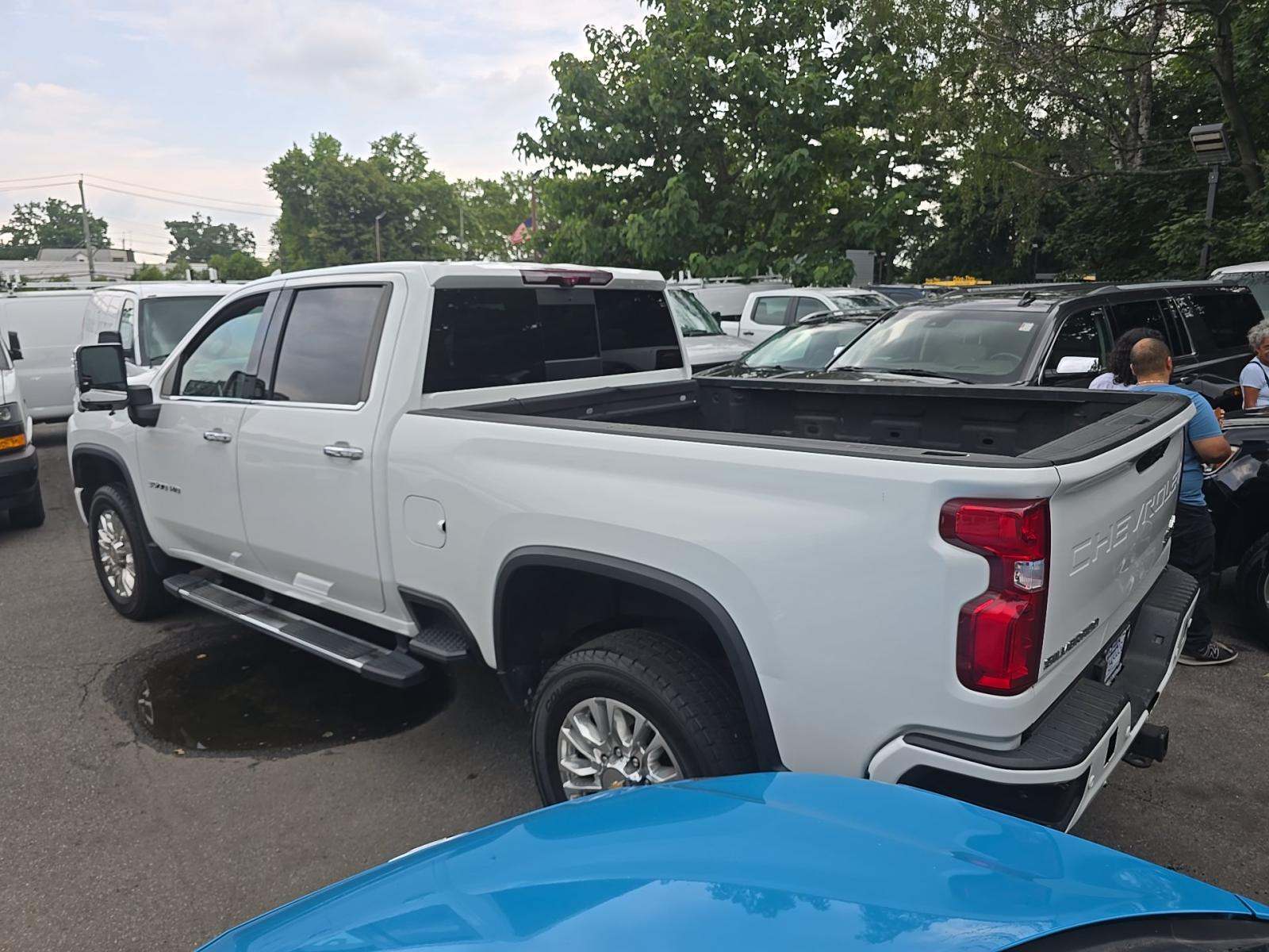 2023 Chevrolet Silverado 3500HD High Country AWD