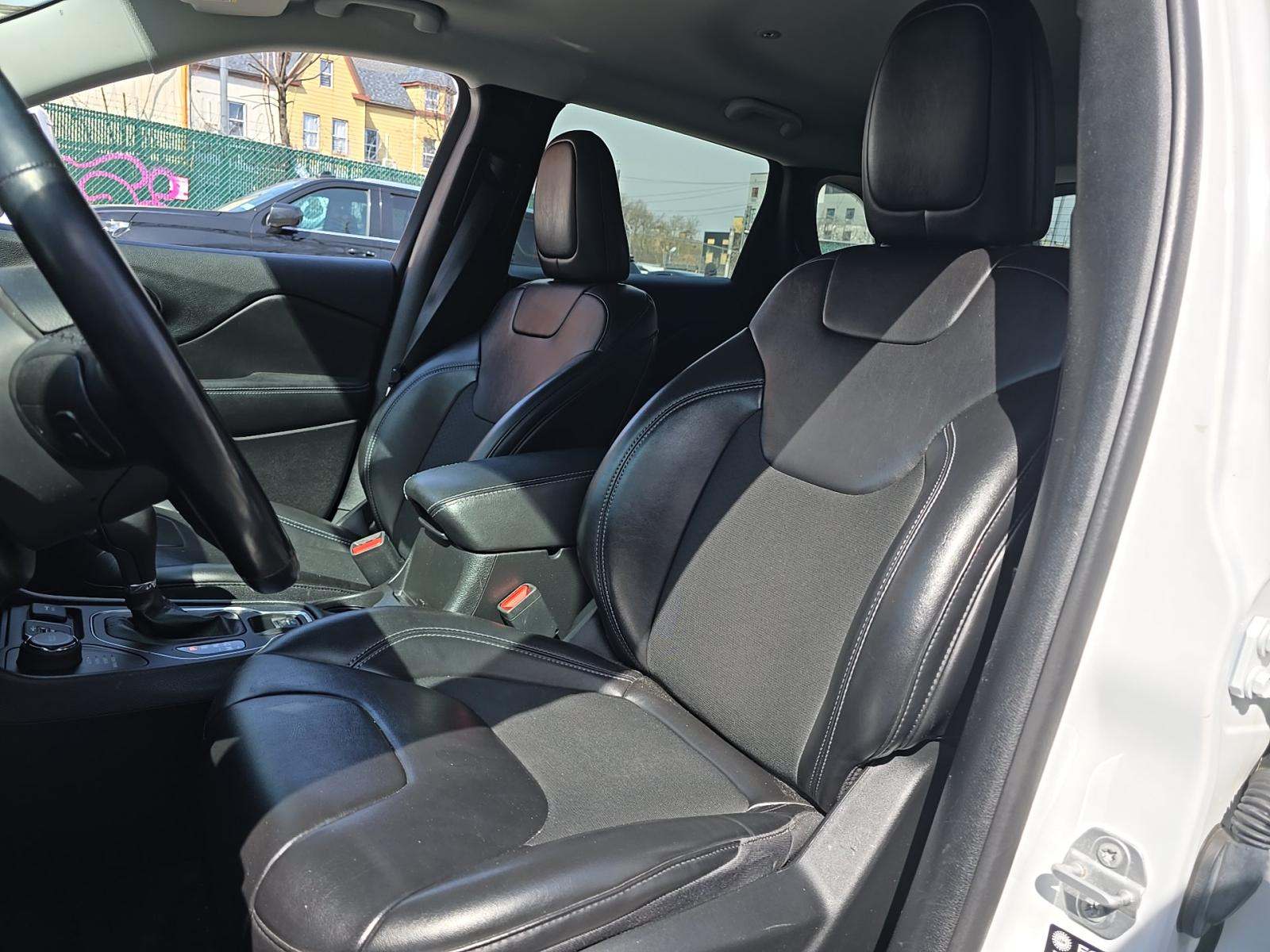 JEEP LATITUDE PLUS - 6