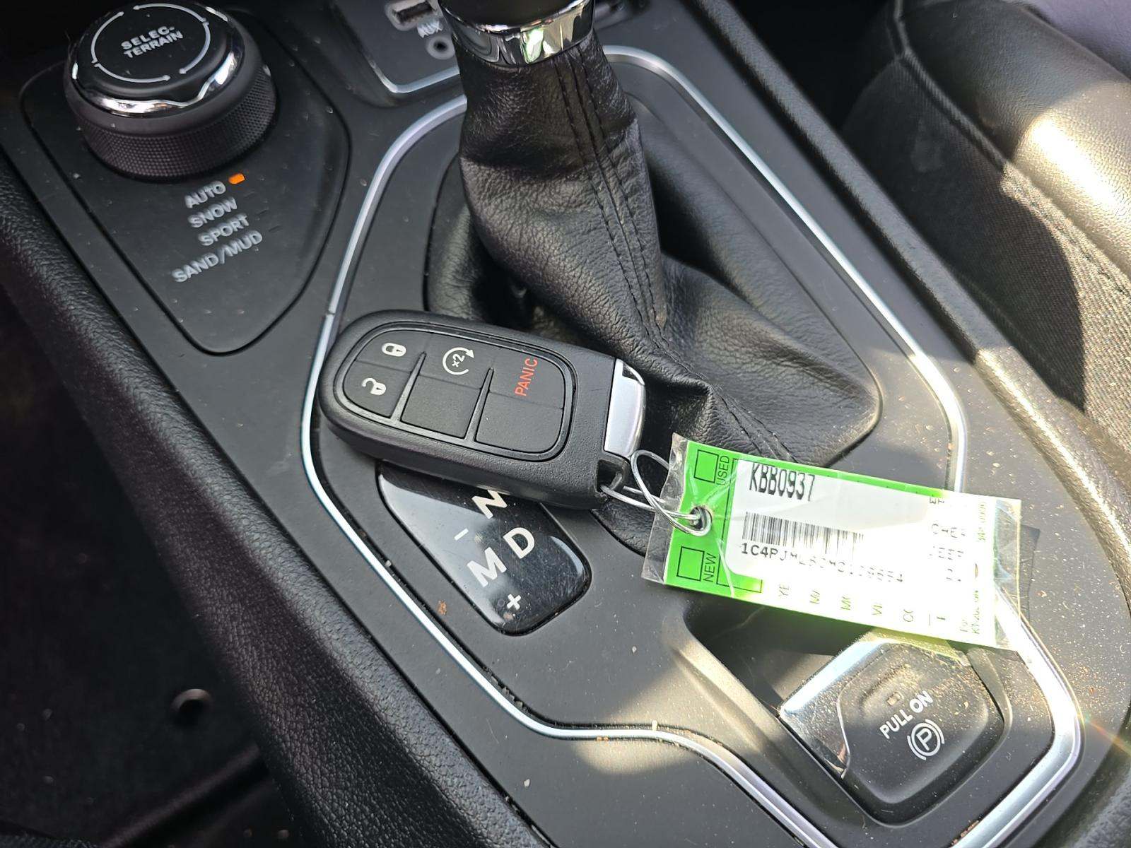 JEEP LATITUDE PLUS - 8