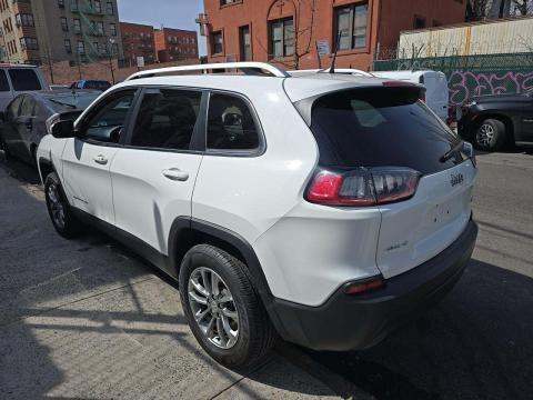 JEEP LATITUDE PLUS - 2