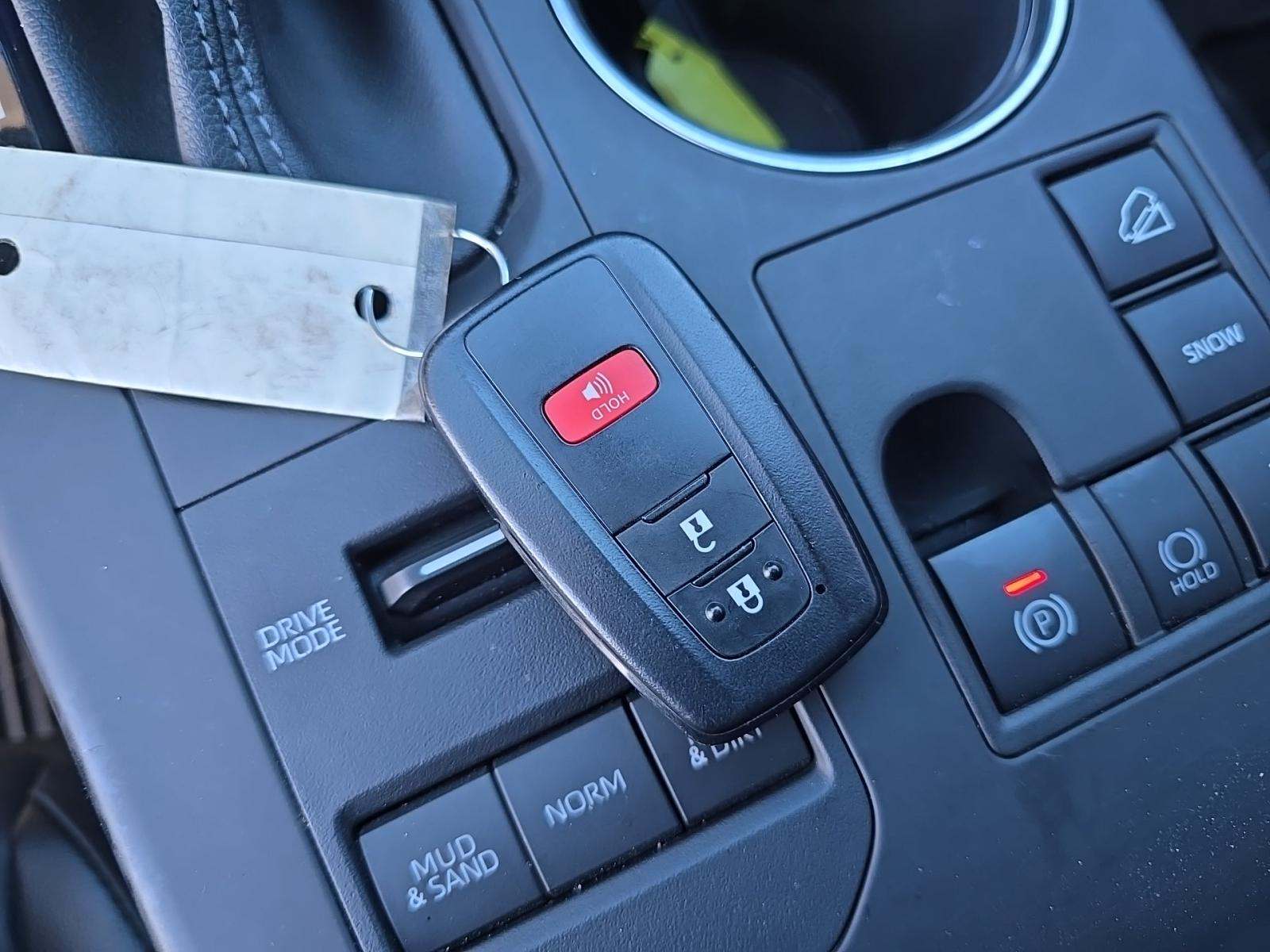 2023 Toyota Highlander XLE AWD