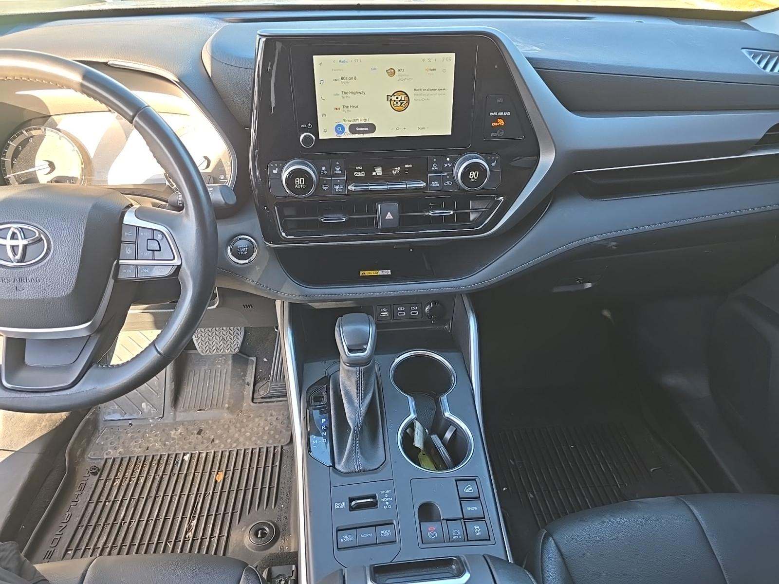 2023 Toyota Highlander XLE AWD