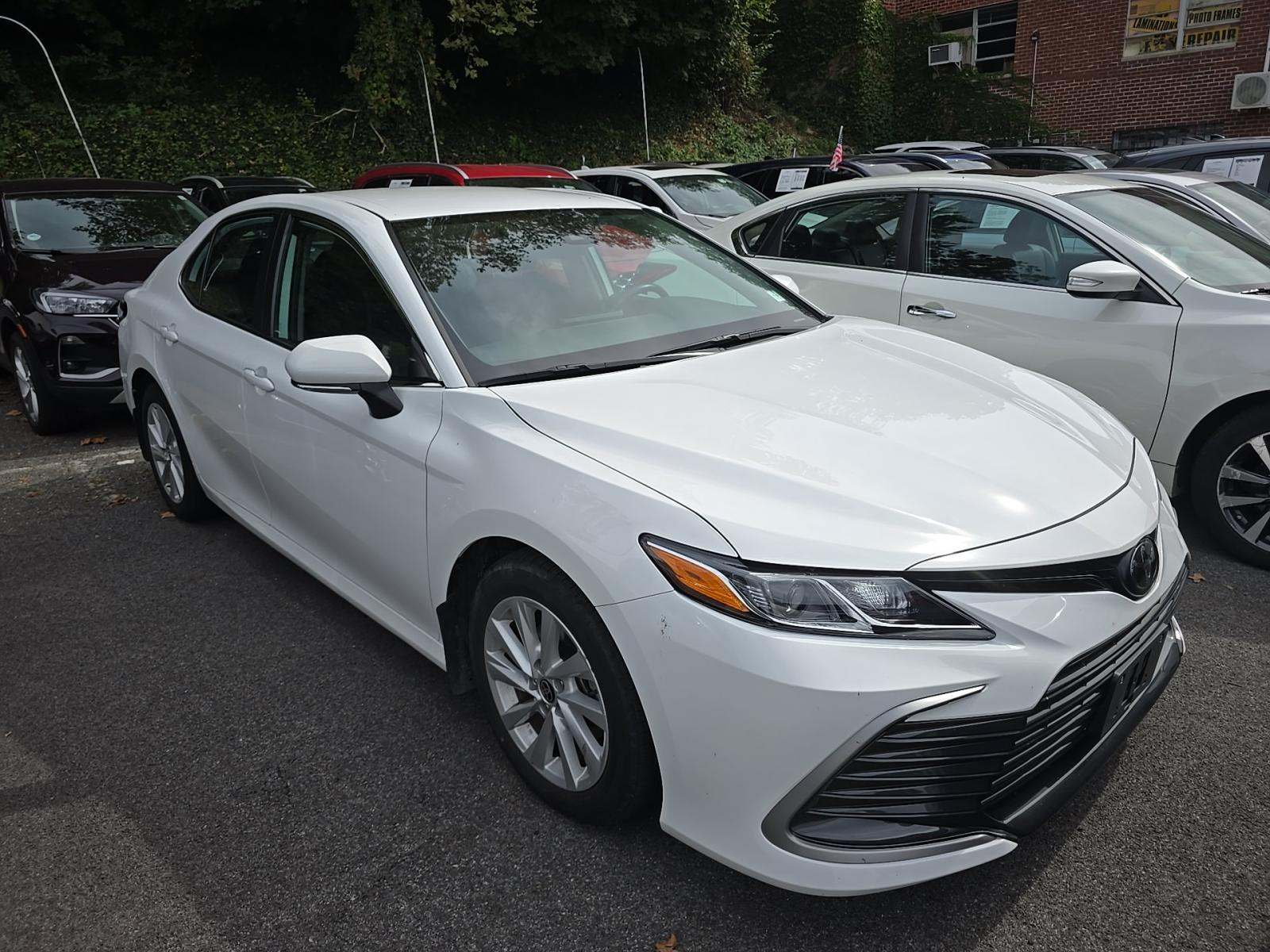 2023 Toyota Camry LE AWD