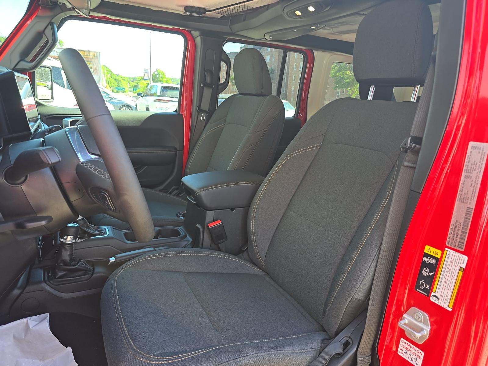 2025 Jeep Wrangler 4xe Sahara AWD