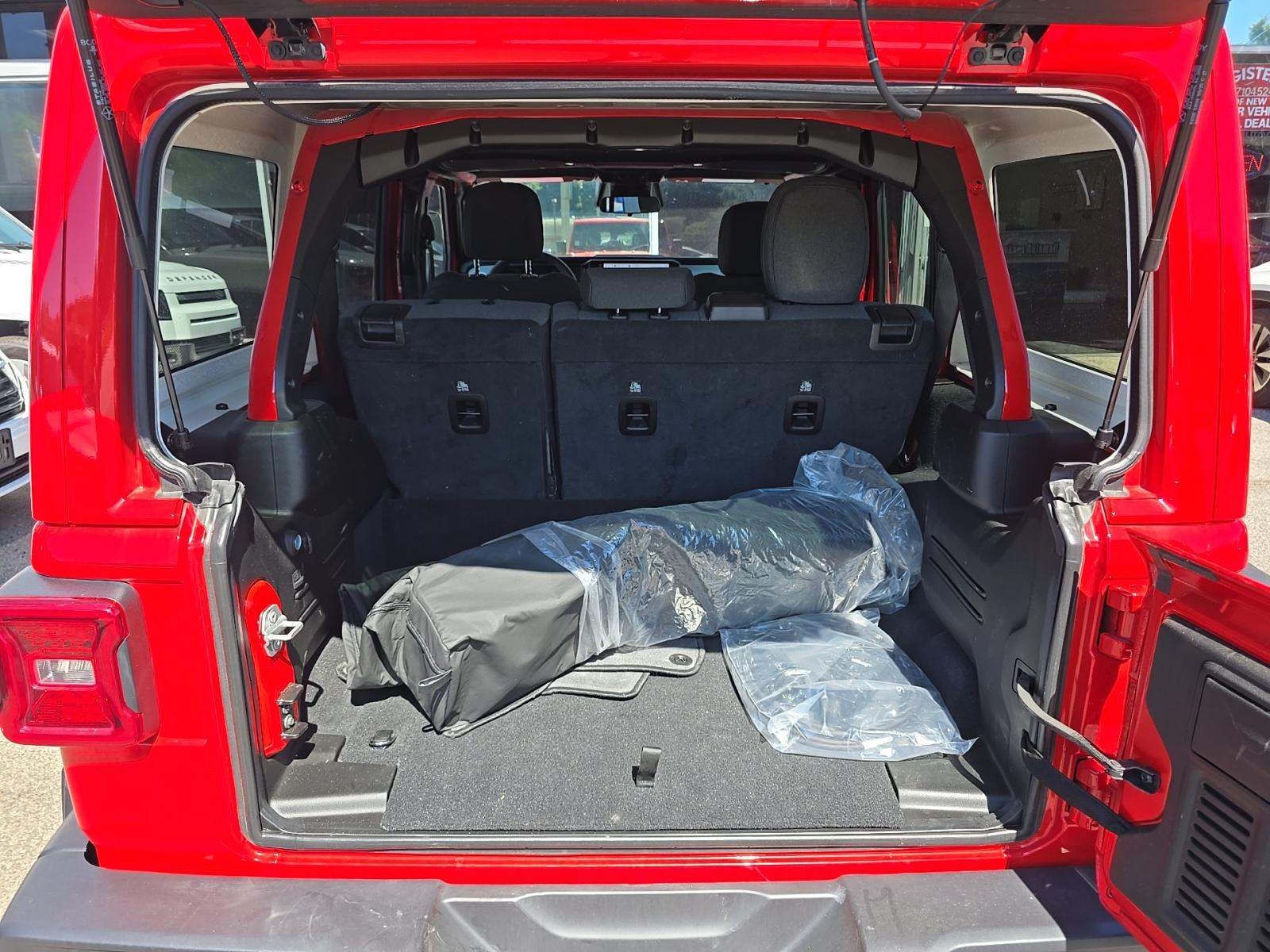2025 Jeep Wrangler 4xe Sahara AWD