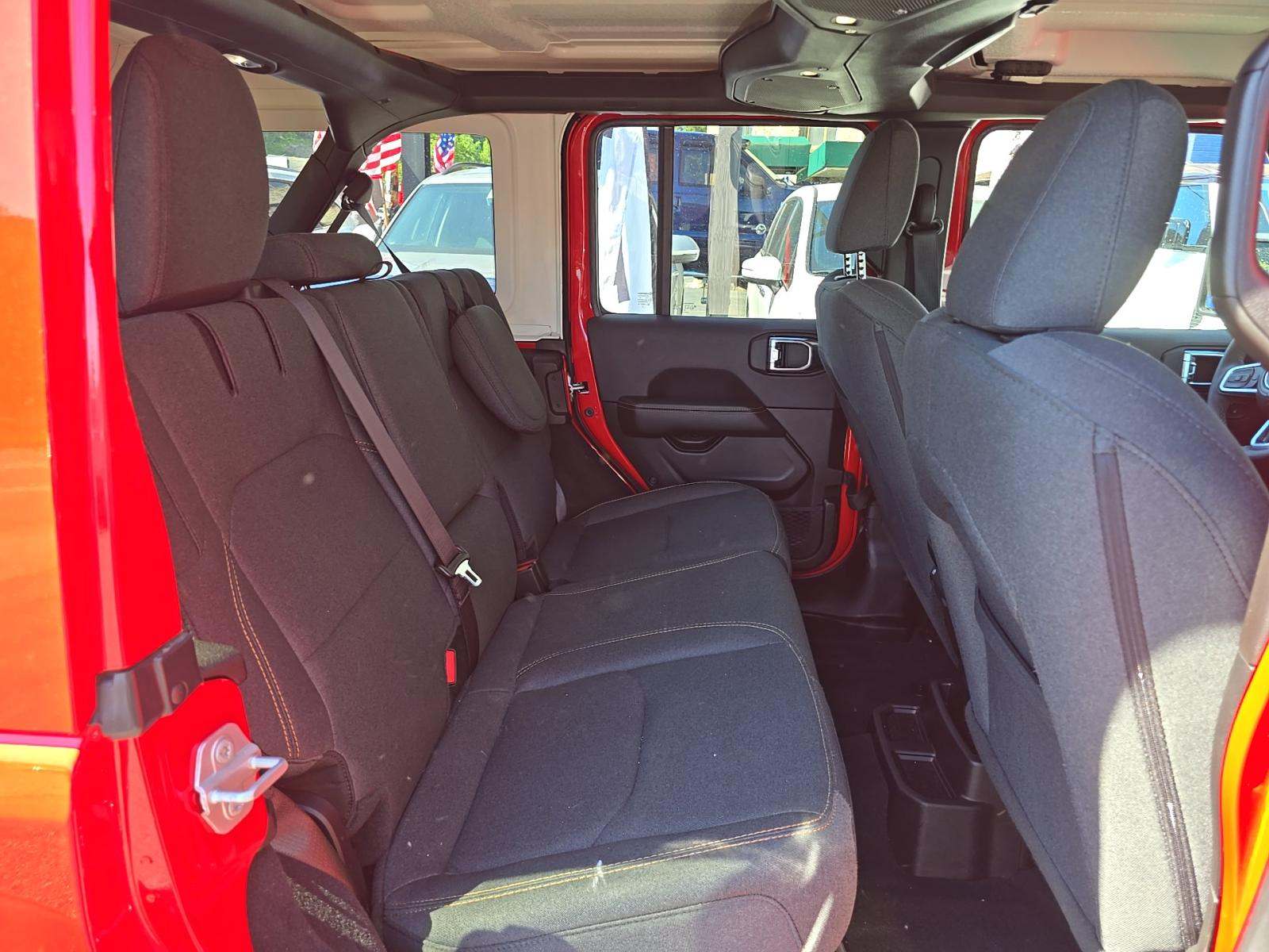 2025 Jeep Wrangler 4xe Sahara AWD