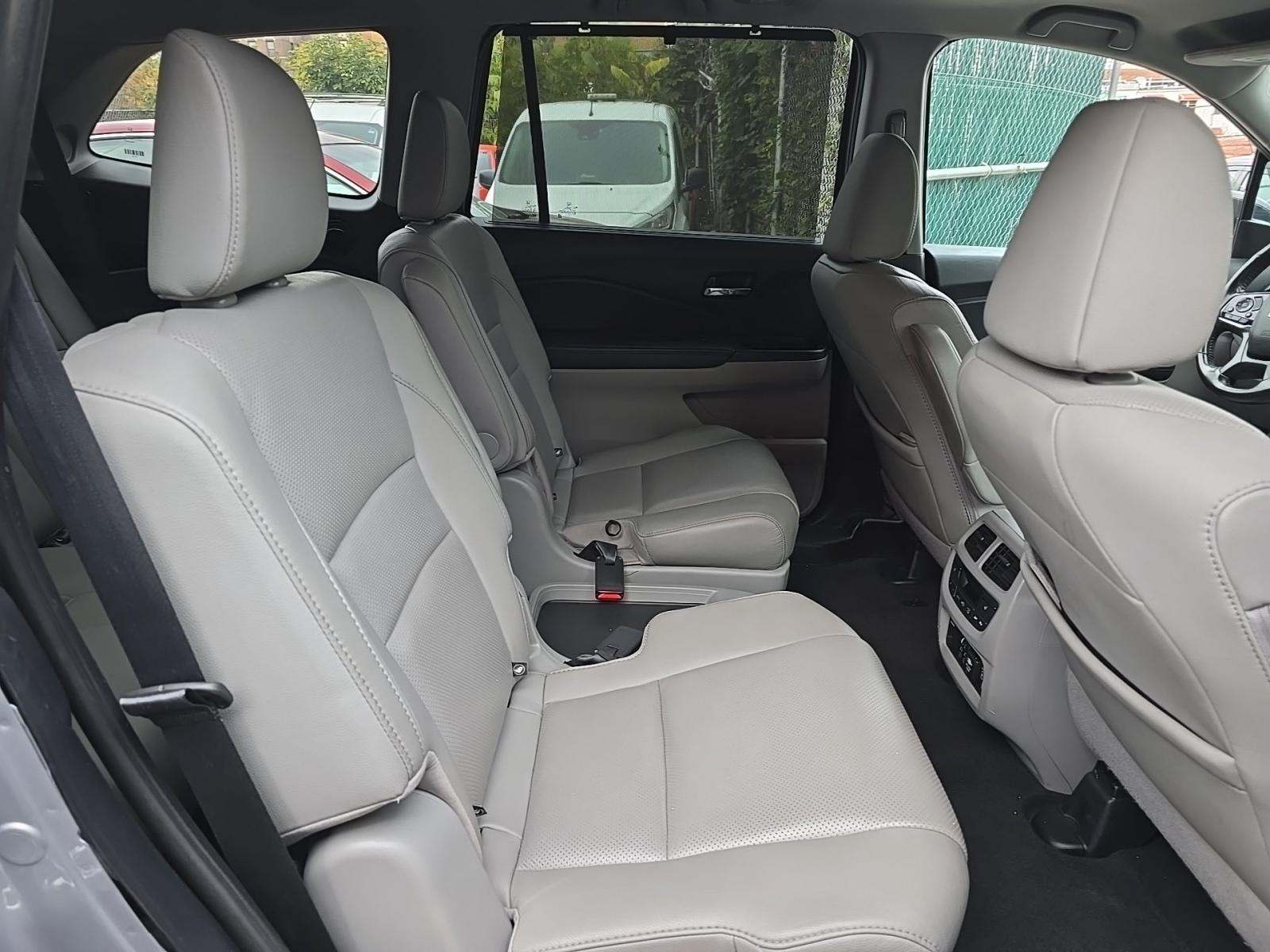 2020 Honda Pilot Elite AWD