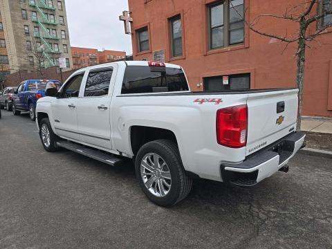 CHEVROLET HIGH COUNTRY - 2